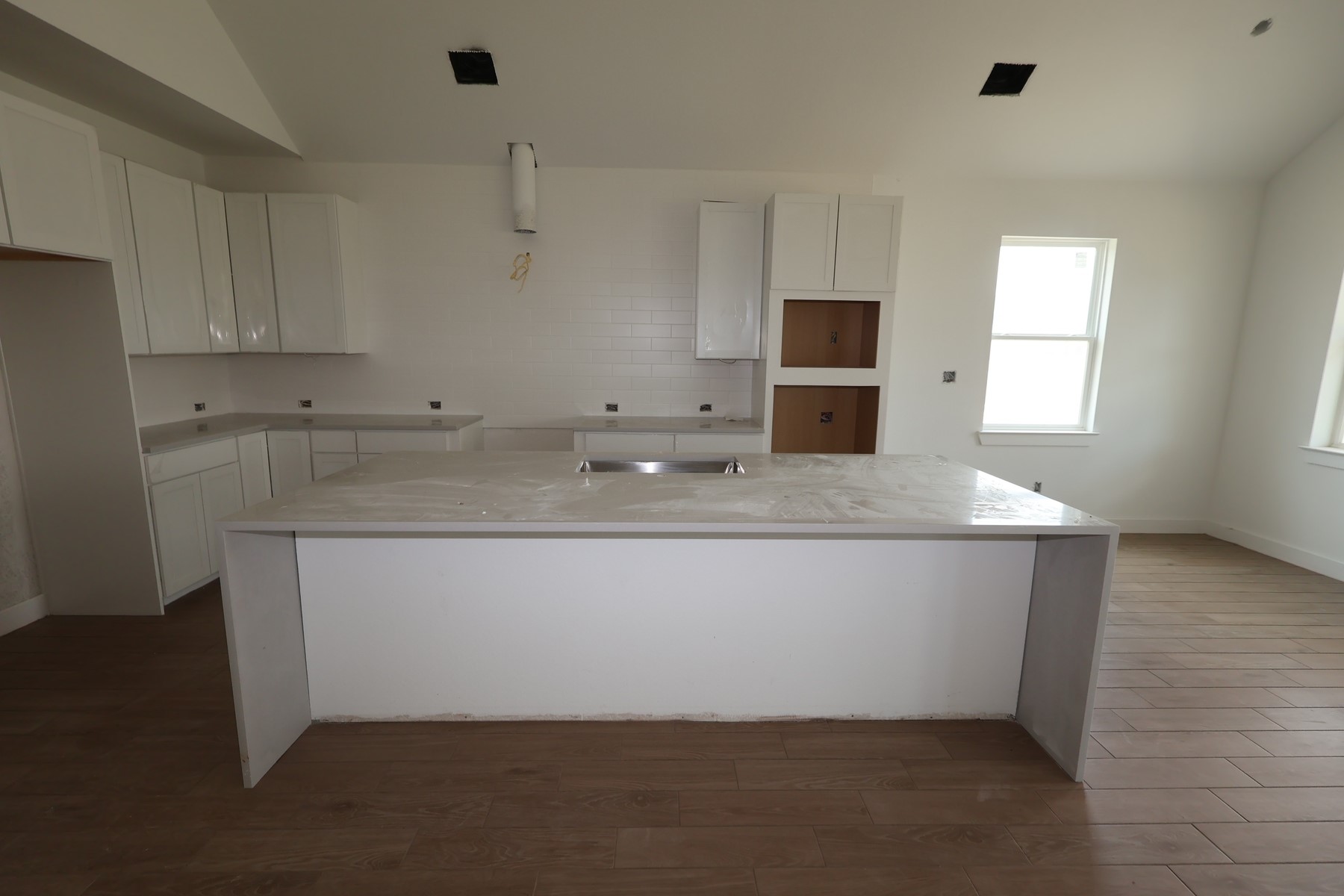 2803 Dark Lantern Lane Property Photo 4