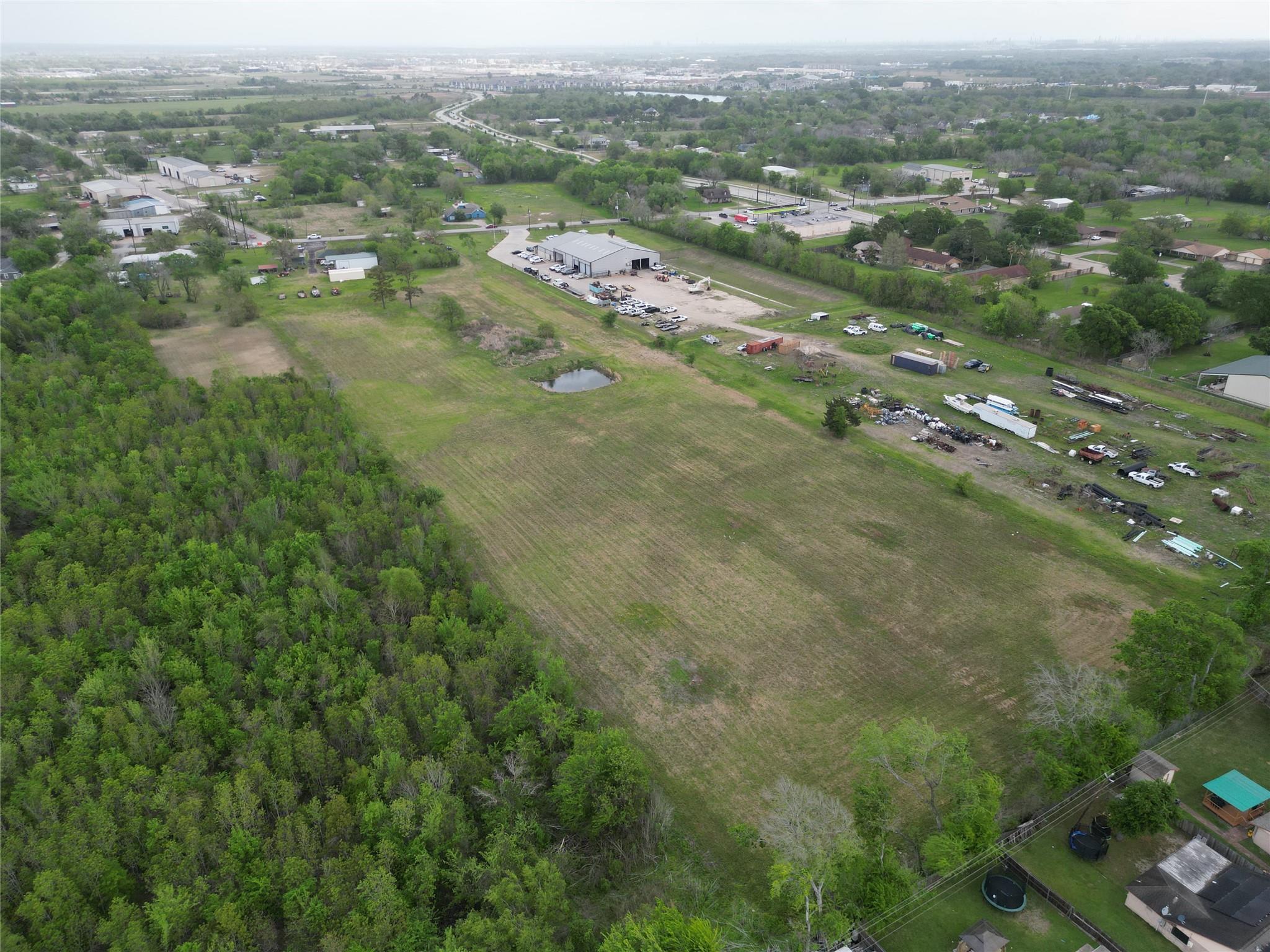 2319 W Cedar Bayou Lynchburg Road, Baytown Tx 77521 Property Photo 4