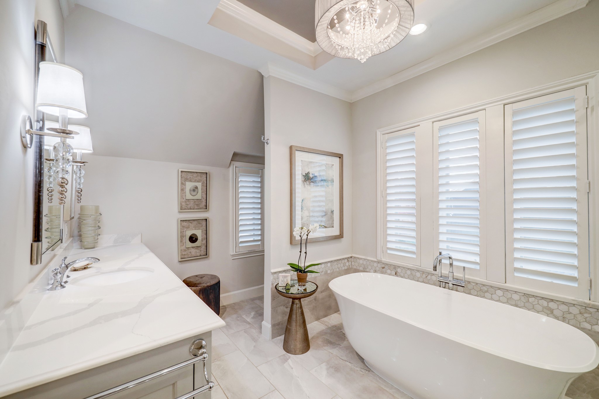 2535 N Macgregor Way Property Photo 37