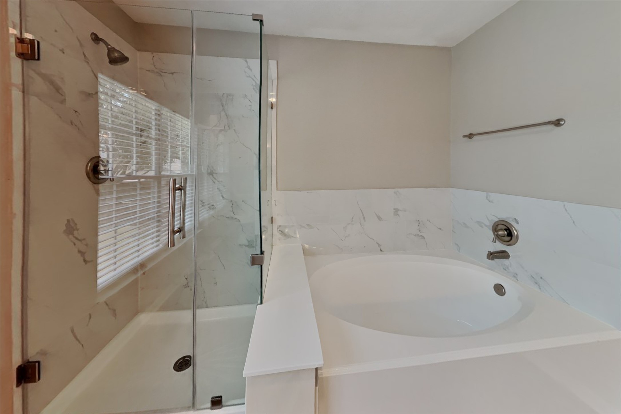 1031 Cascade Creek Drive Property Photo 12