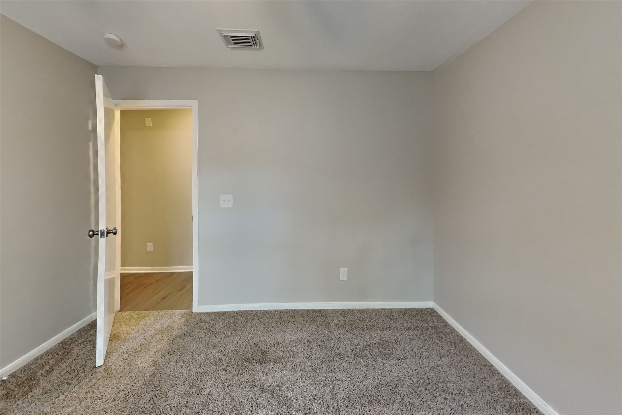 1031 Cascade Creek Drive Property Photo 15