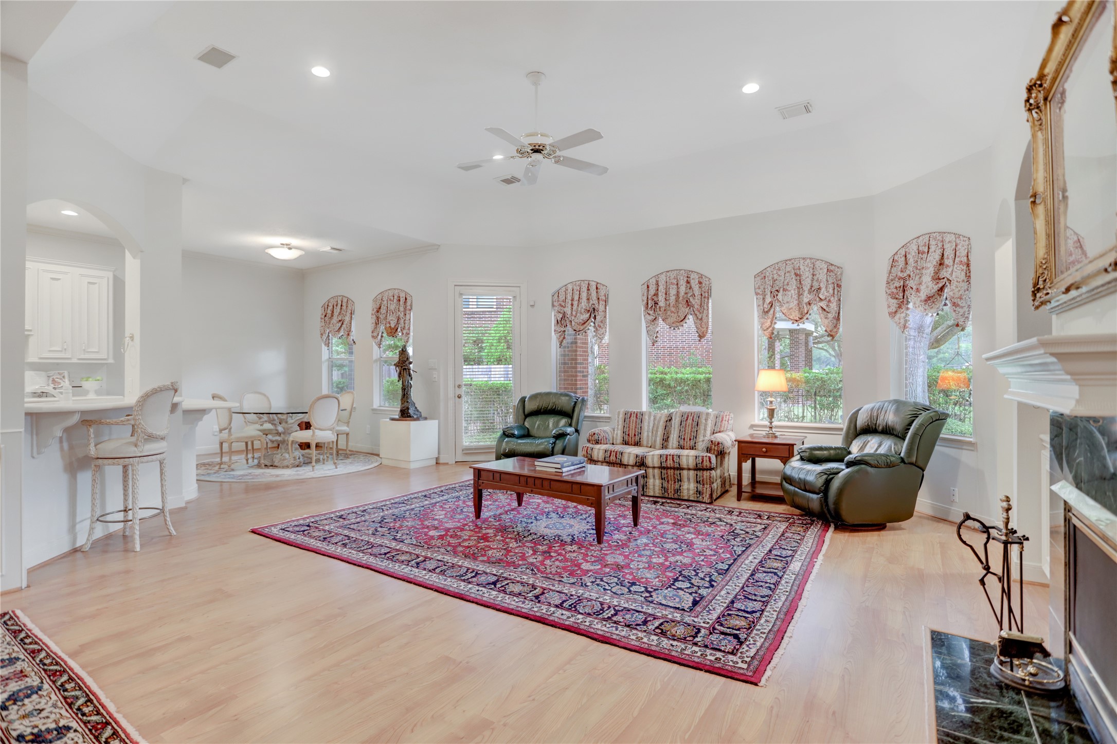 2907 Carnoustie Court Property Photo 6