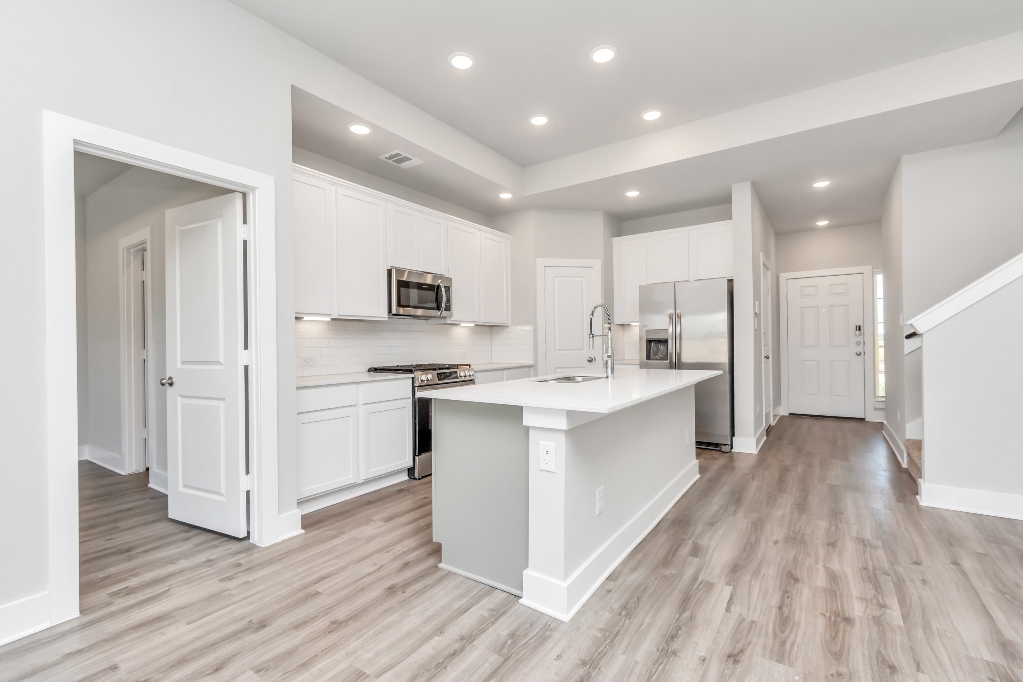 21059 Montego Breeze Lane Property Photo 4