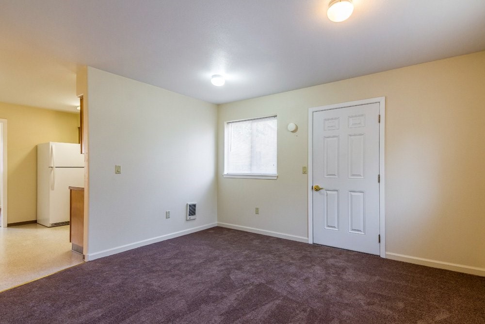 207 N Storie St Property Photo 6