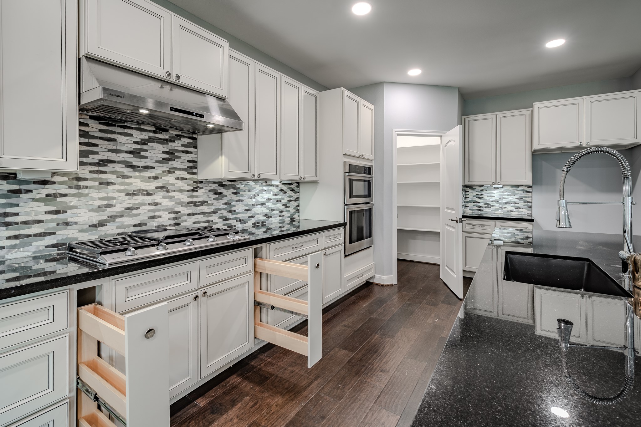 40242 Spyglass Hill Drive Property Photo 15