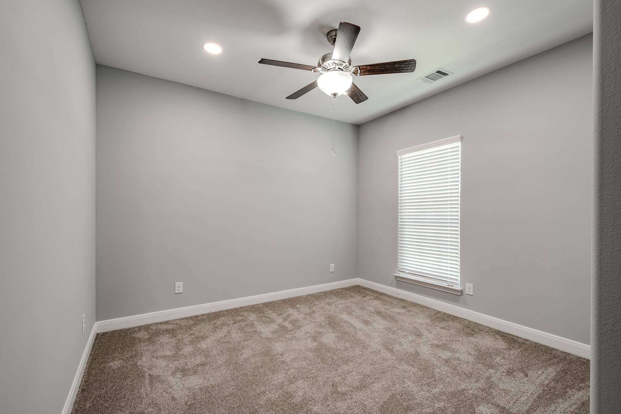 40242 Spyglass Hill Drive Property Photo 24