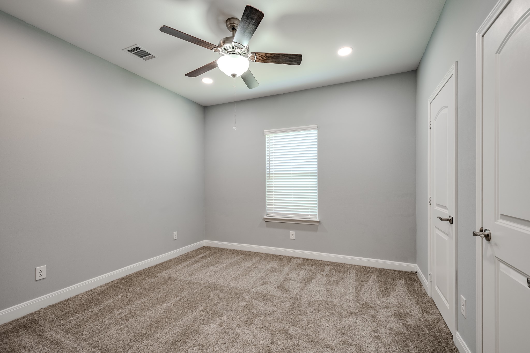 40242 Spyglass Hill Drive Property Photo 25