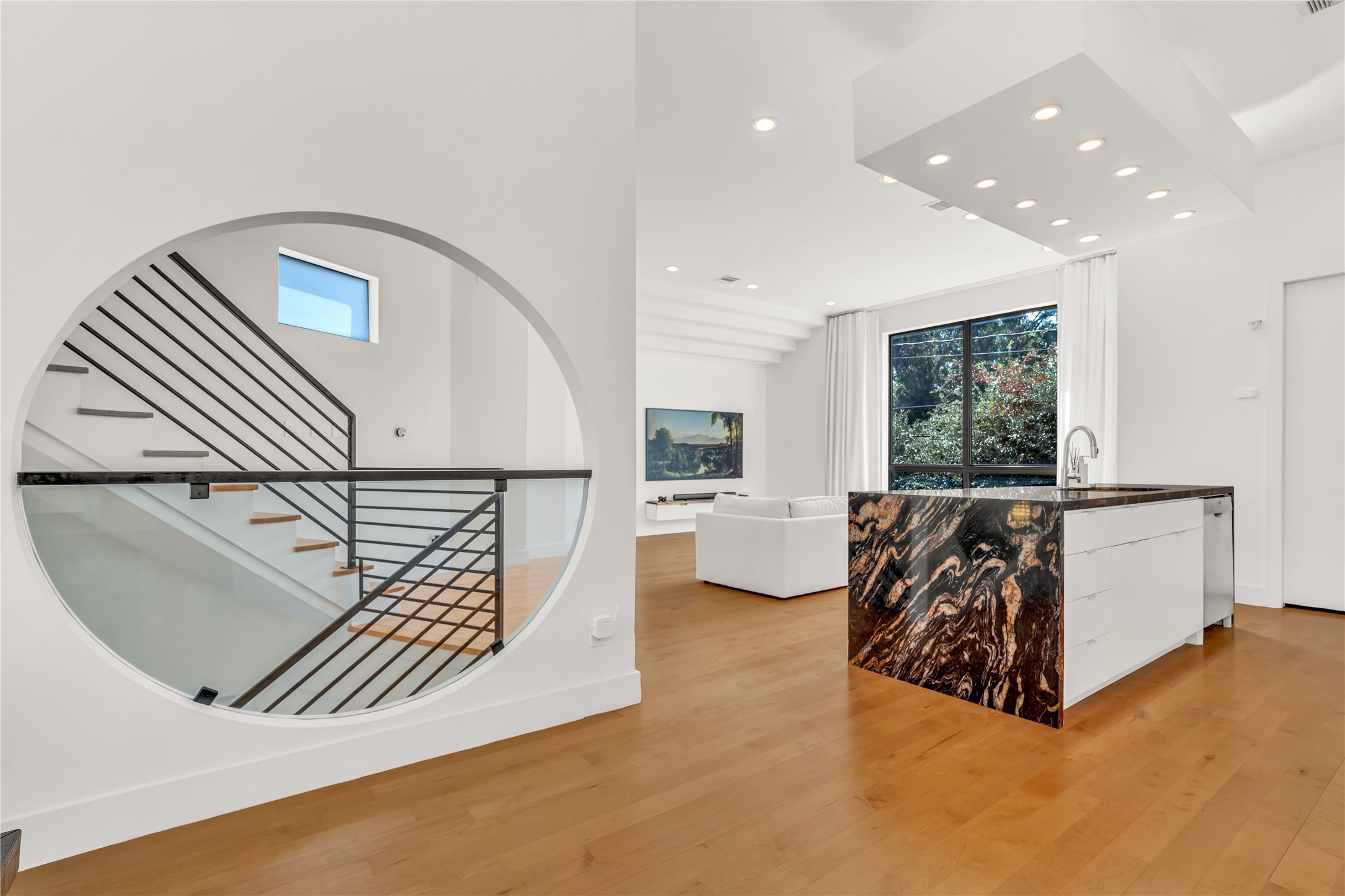 1624 Vermont Street Property Photo 1