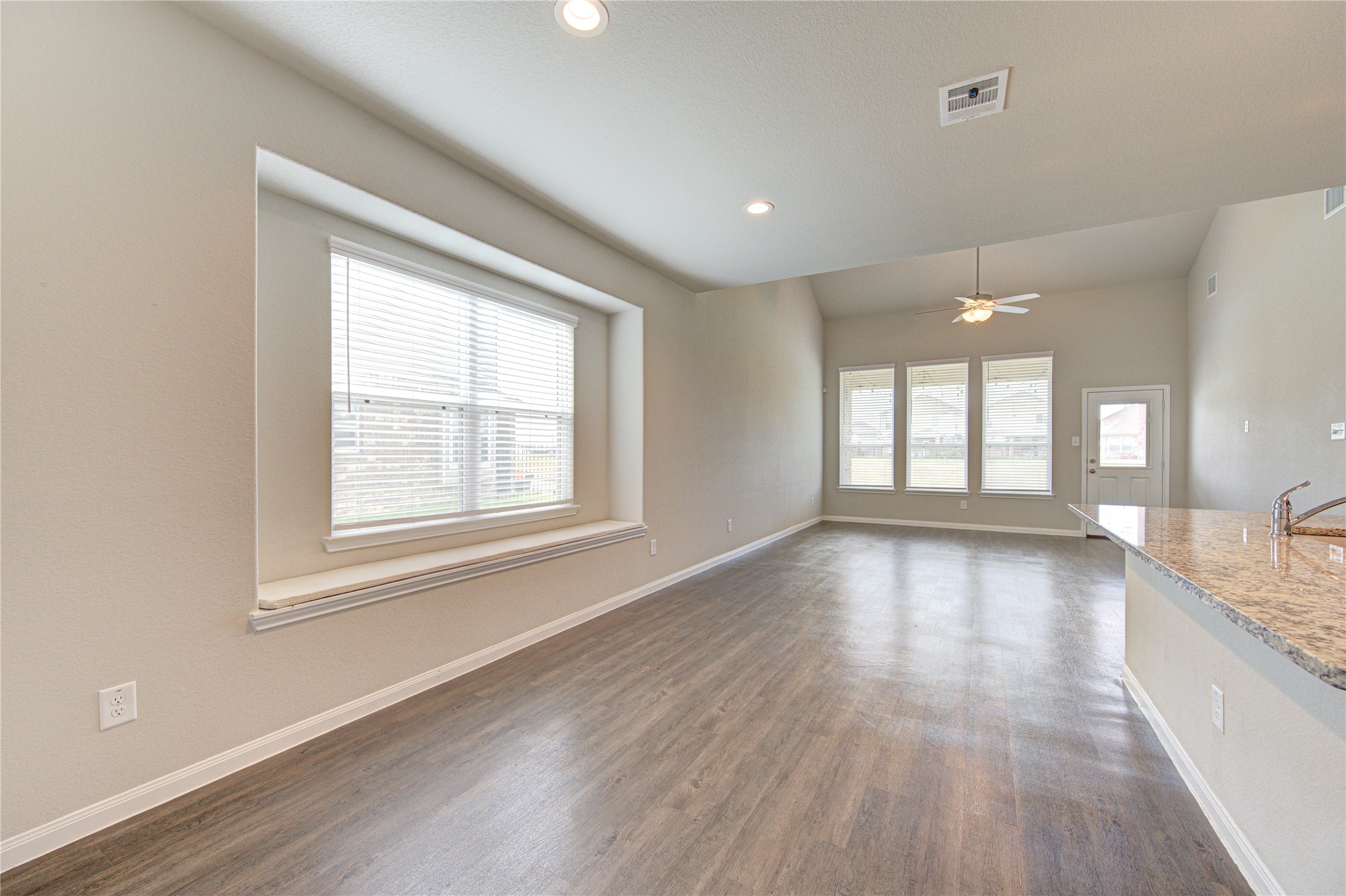 3707 W Alessano Lane Property Photo 6