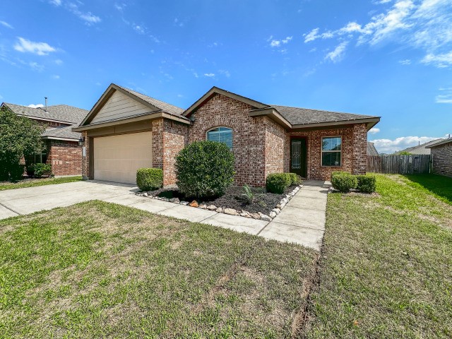 29015 Jacobs River Dr Property Photo 3