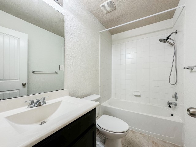 29015 Jacobs River Dr Property Photo 9