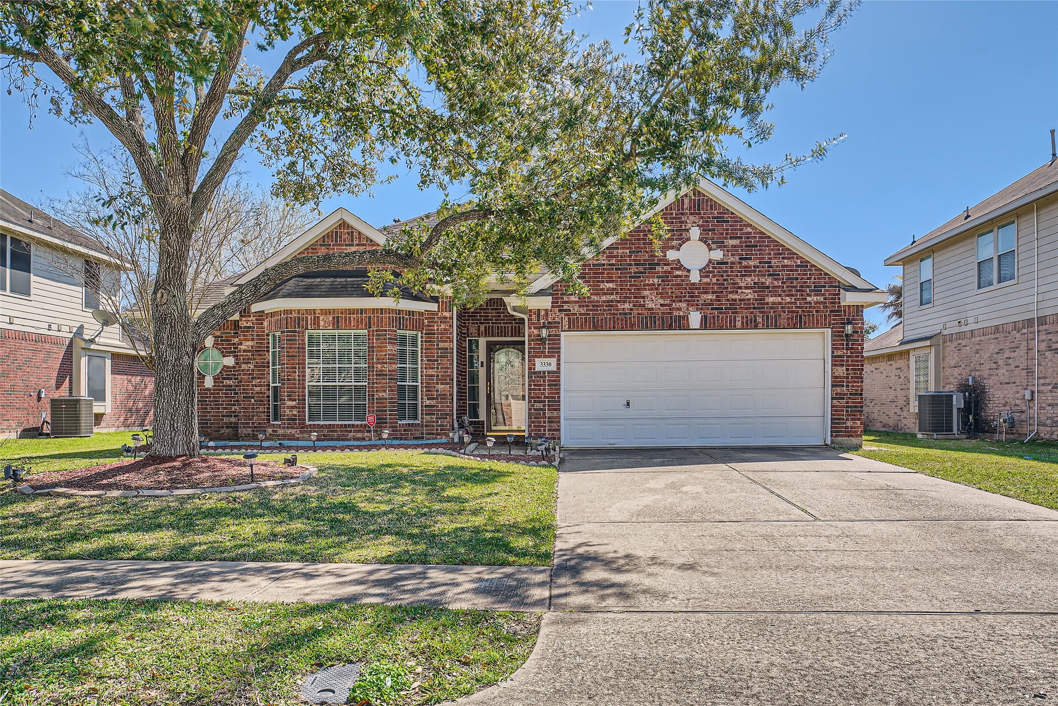 3330 Southdown Drive Property Photo