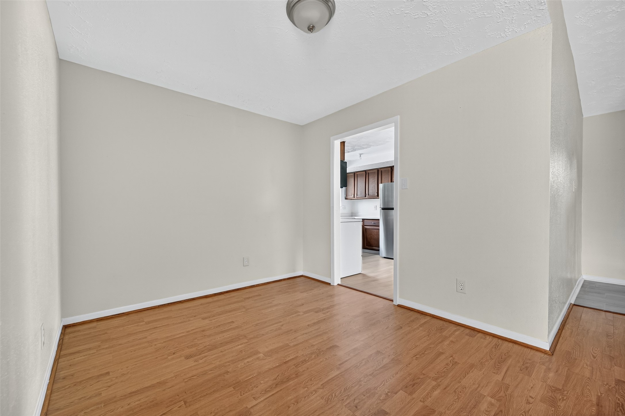 8623 Riverside Walk Lane Property Photo 9