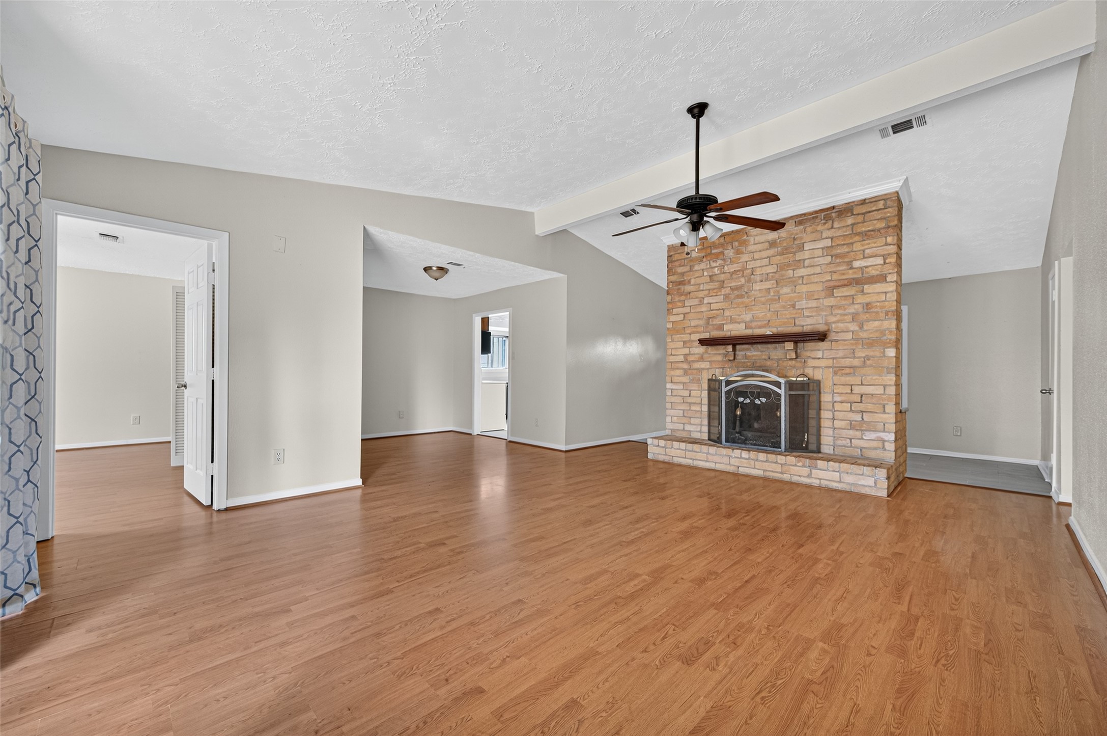 8623 Riverside Walk Lane Property Photo 10