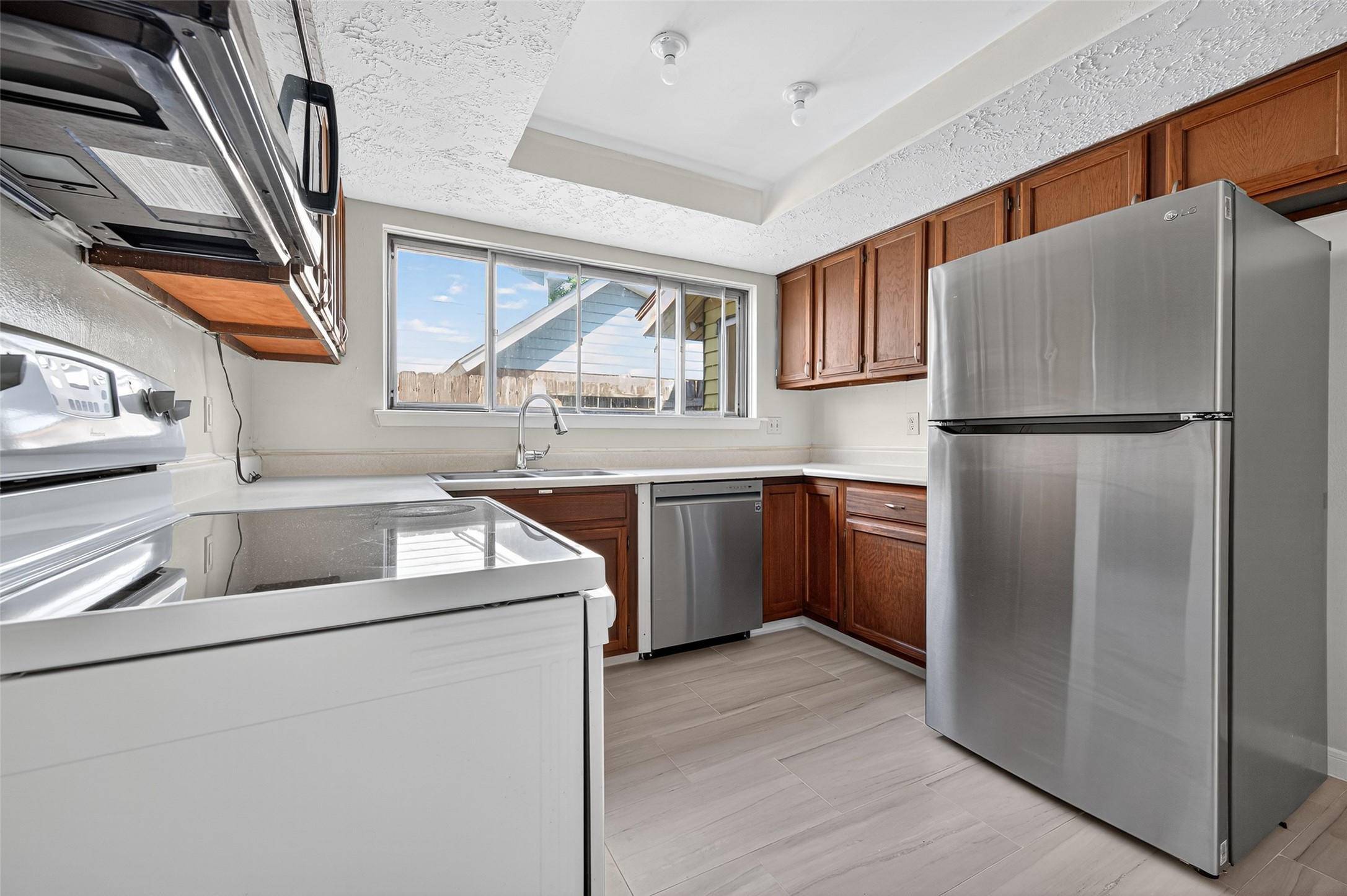 8623 Riverside Walk Lane Property Photo 13