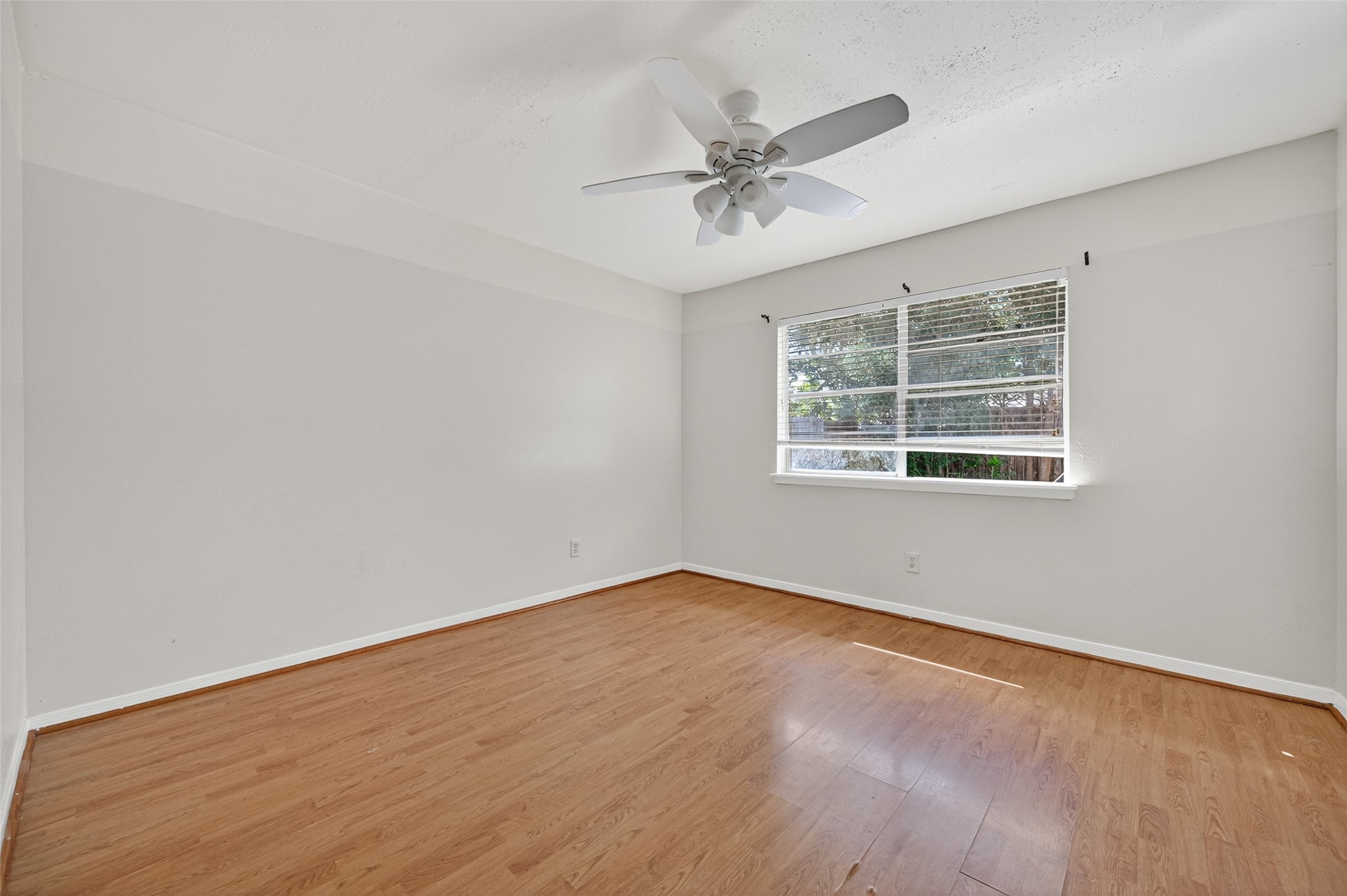 8623 Riverside Walk Lane Property Photo 19