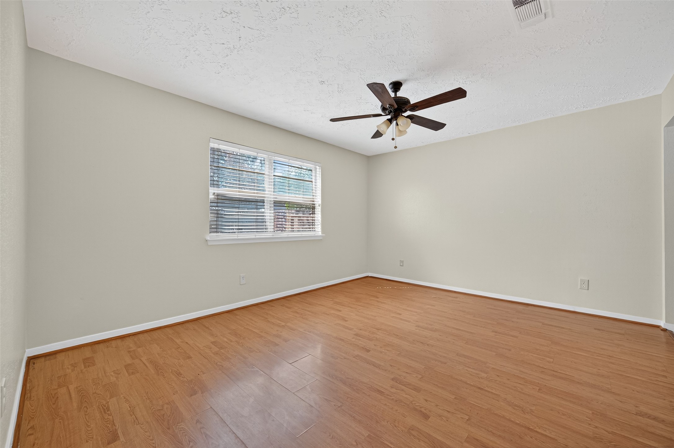 8623 Riverside Walk Lane Property Photo 25