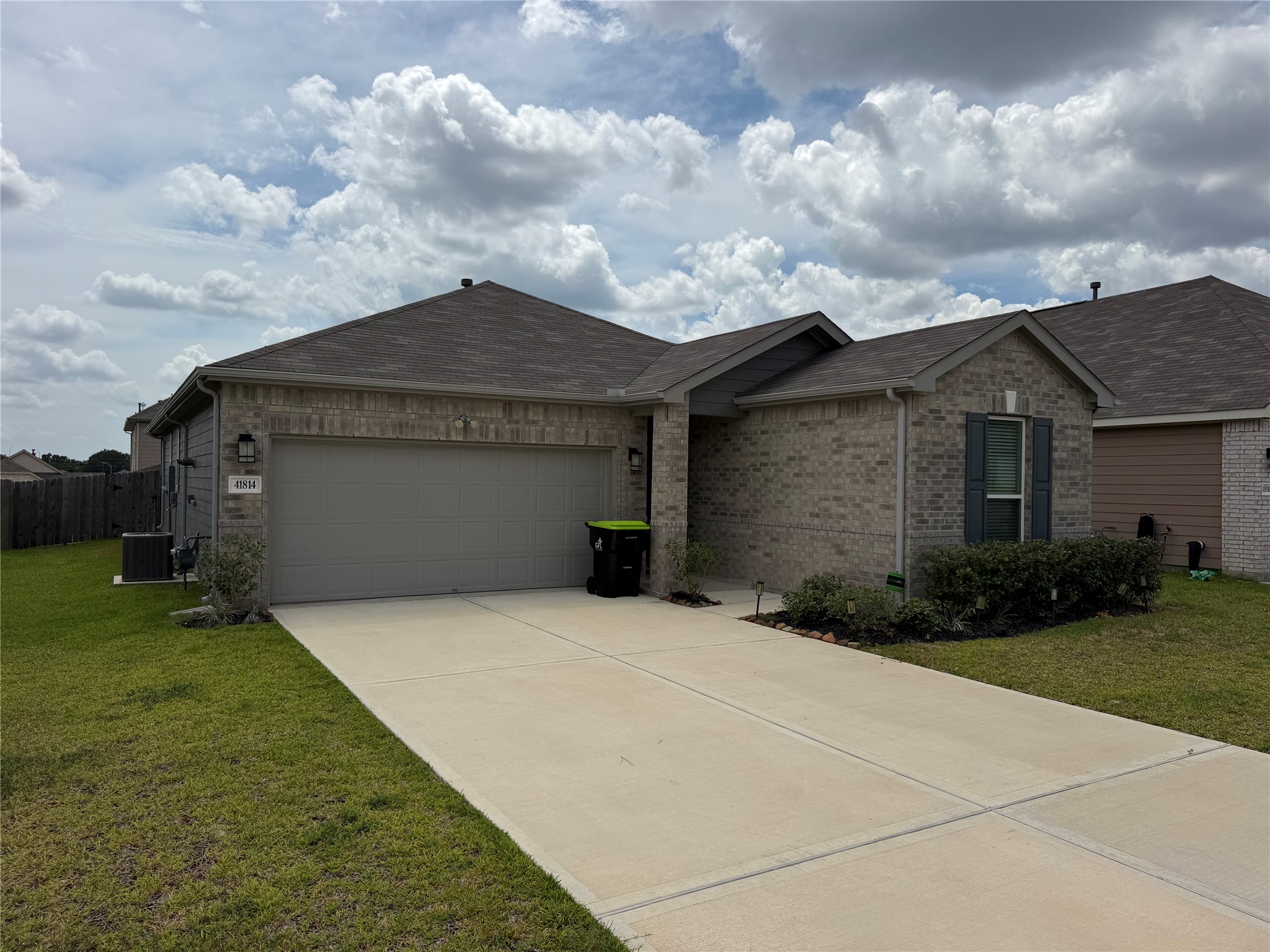 41814 Buckskin Basin Lane Property Photo 2