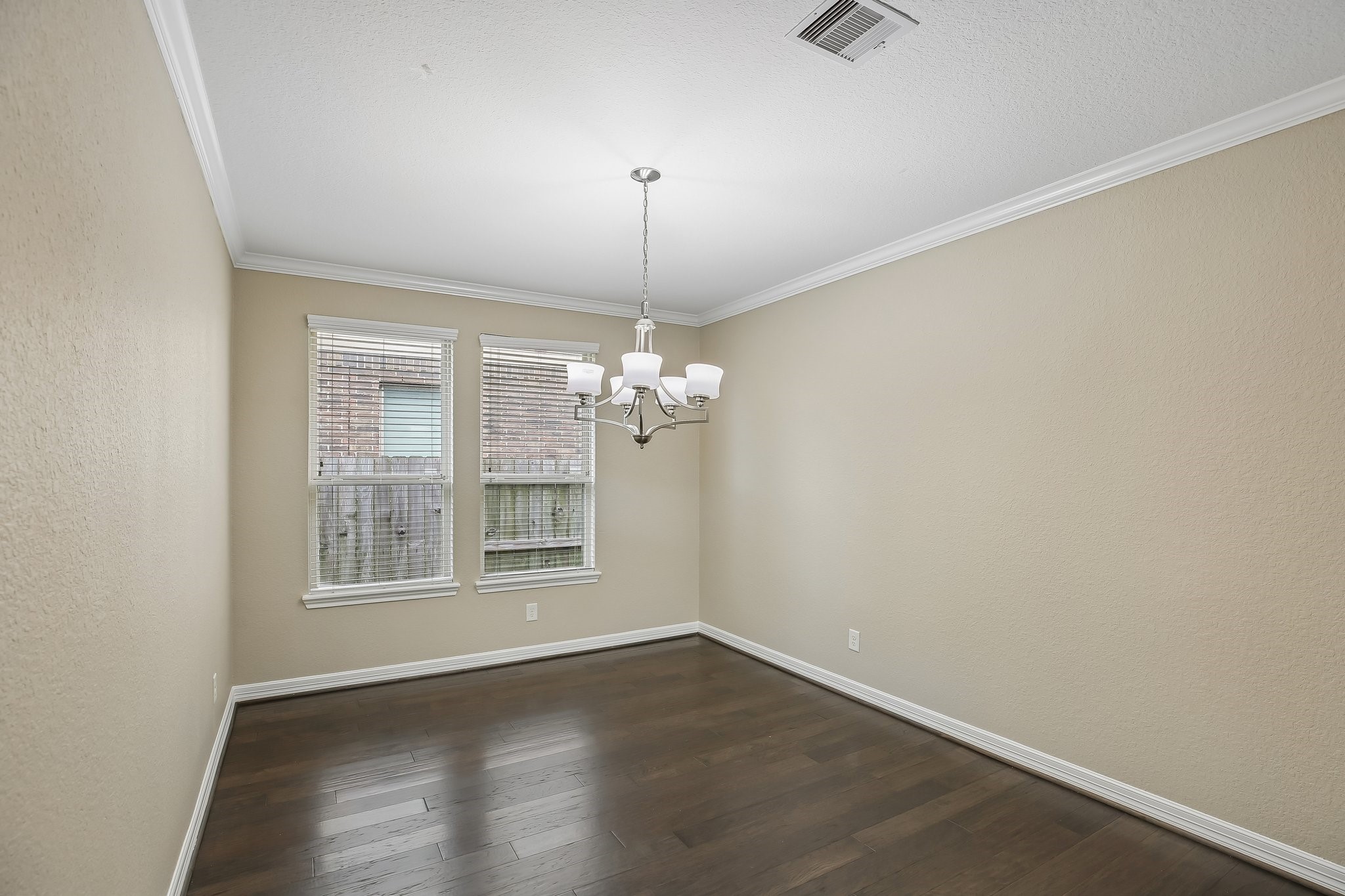 11022 Sarah Bluff Lane Property Photo 14