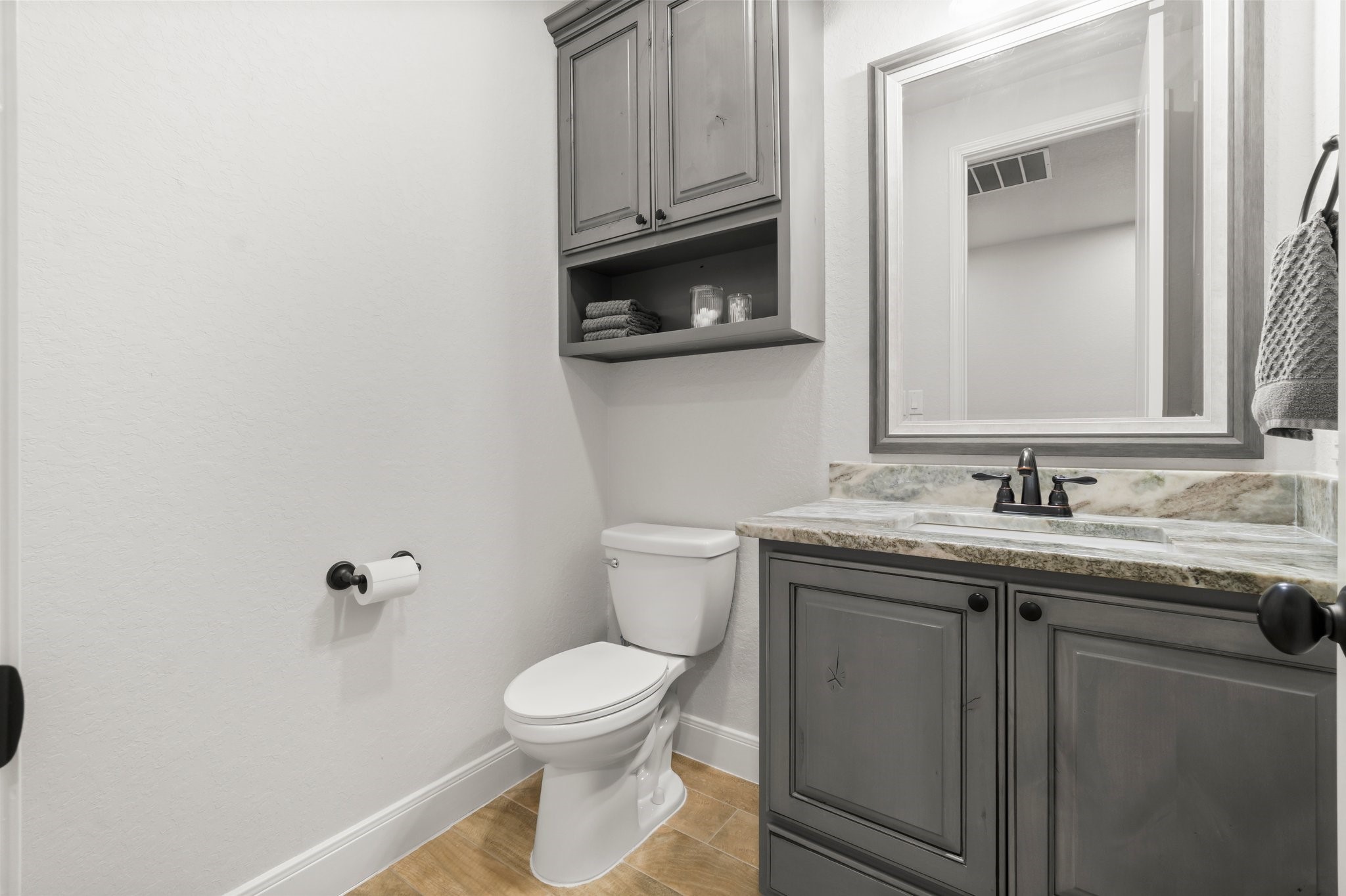 100 Calvary Drive Property Photo 12