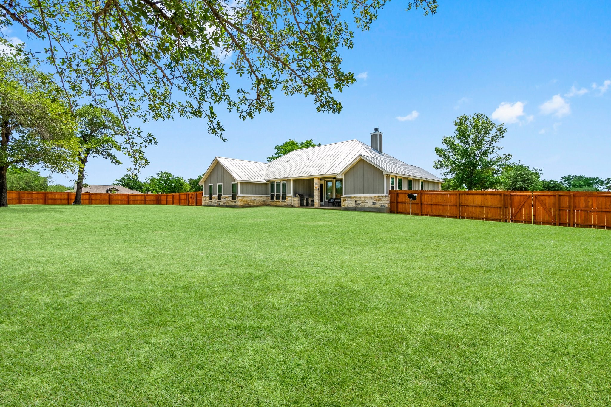 100 Calvary Drive Property Photo 27