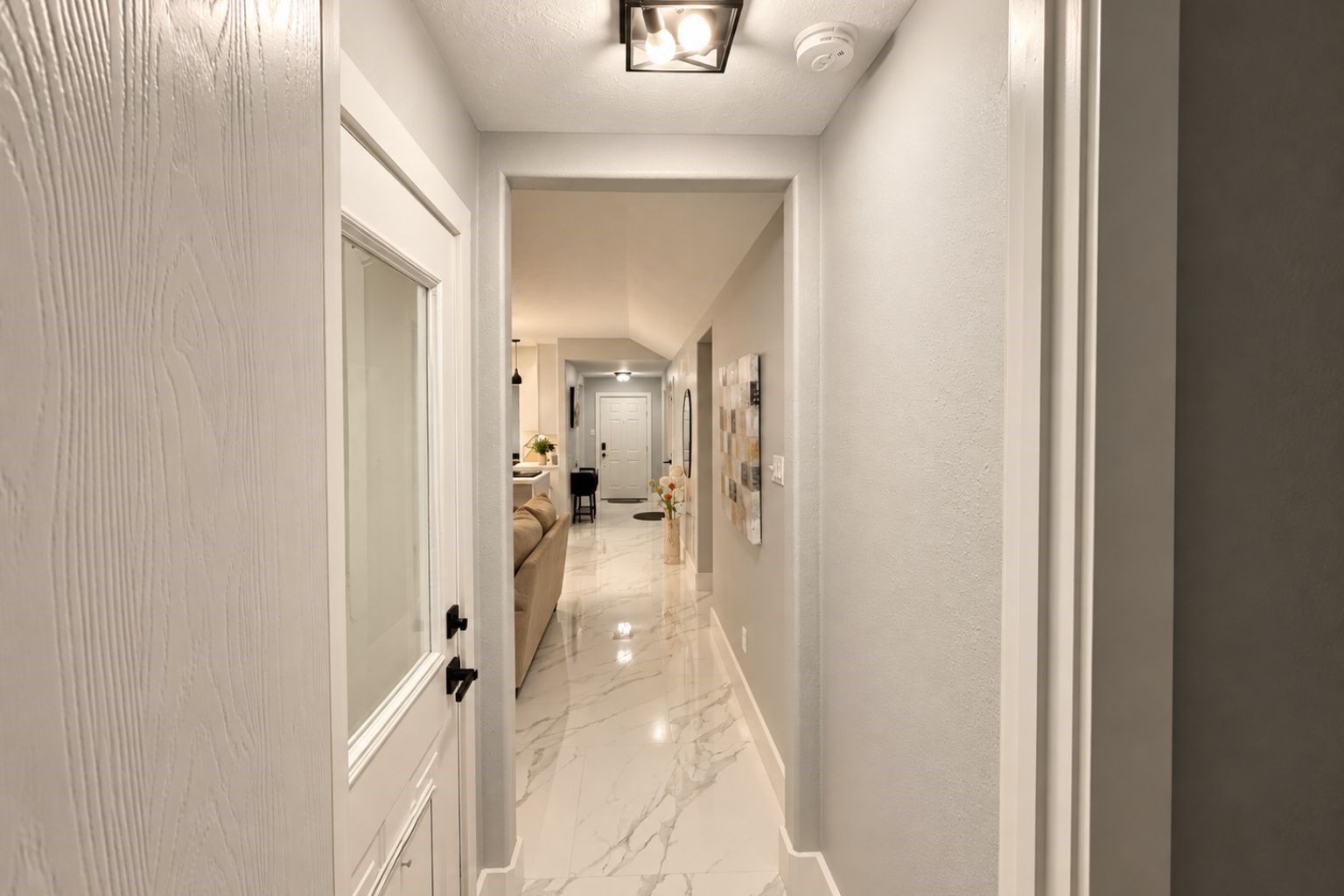 15 Thicket Grove Place Property Photo 4