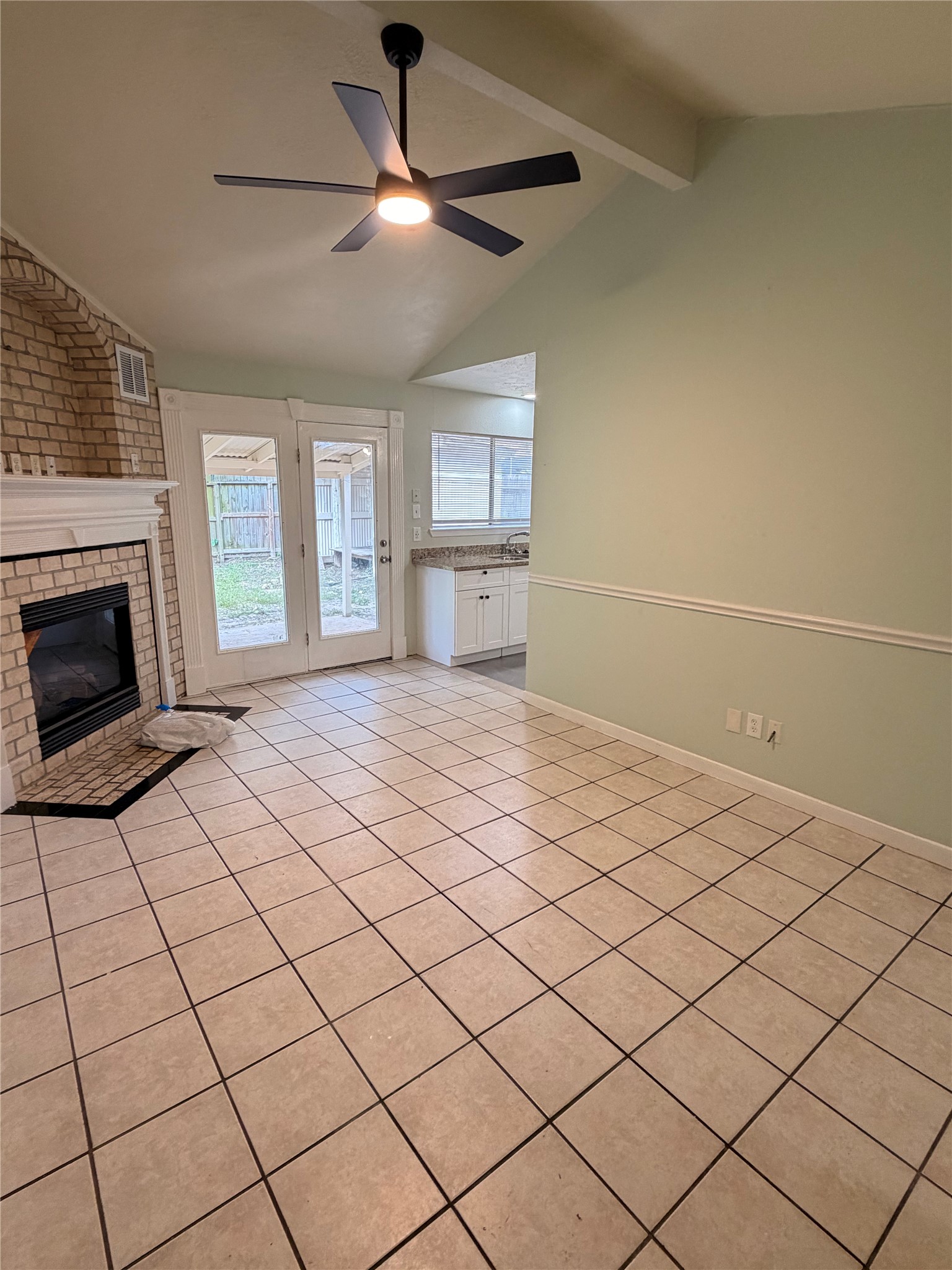 4527 Fitzwater Drive Property Photo 6