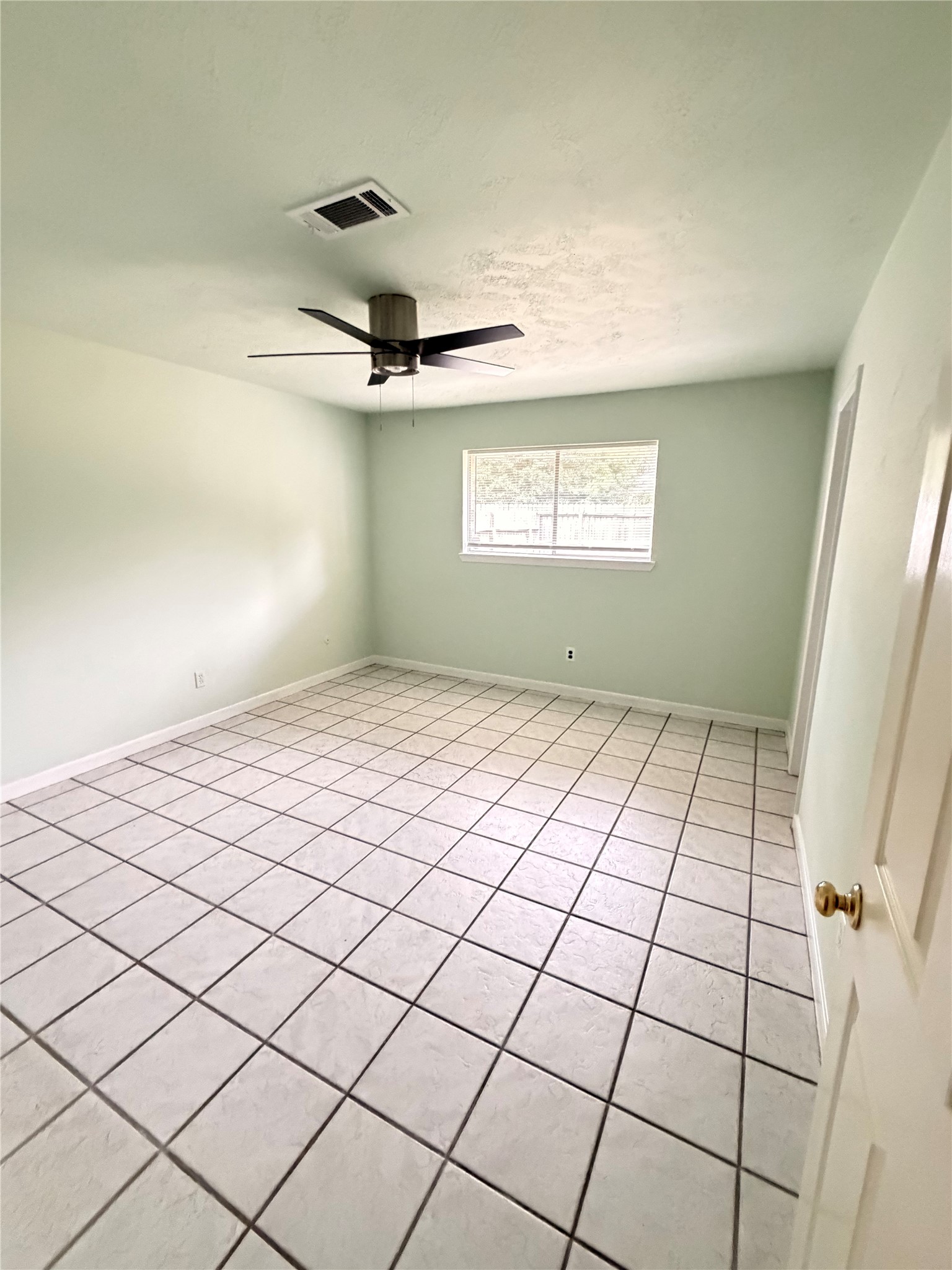 4527 Fitzwater Drive Property Photo 7