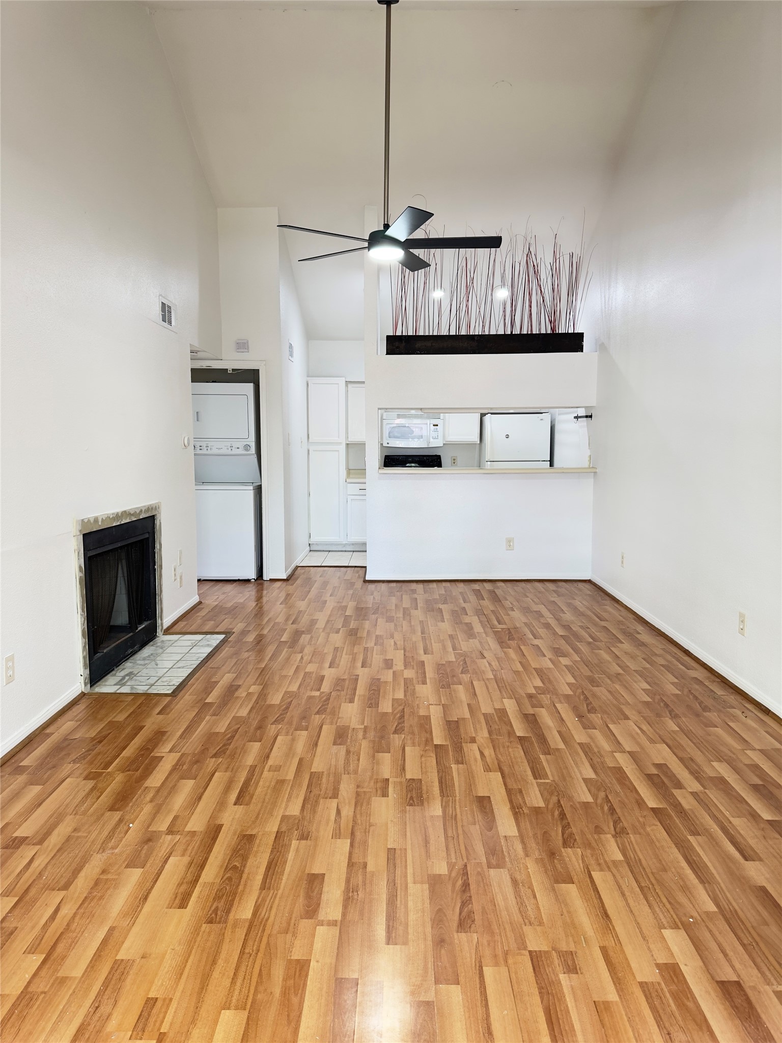 8055 Cambridge Street 34 Property Photo 5