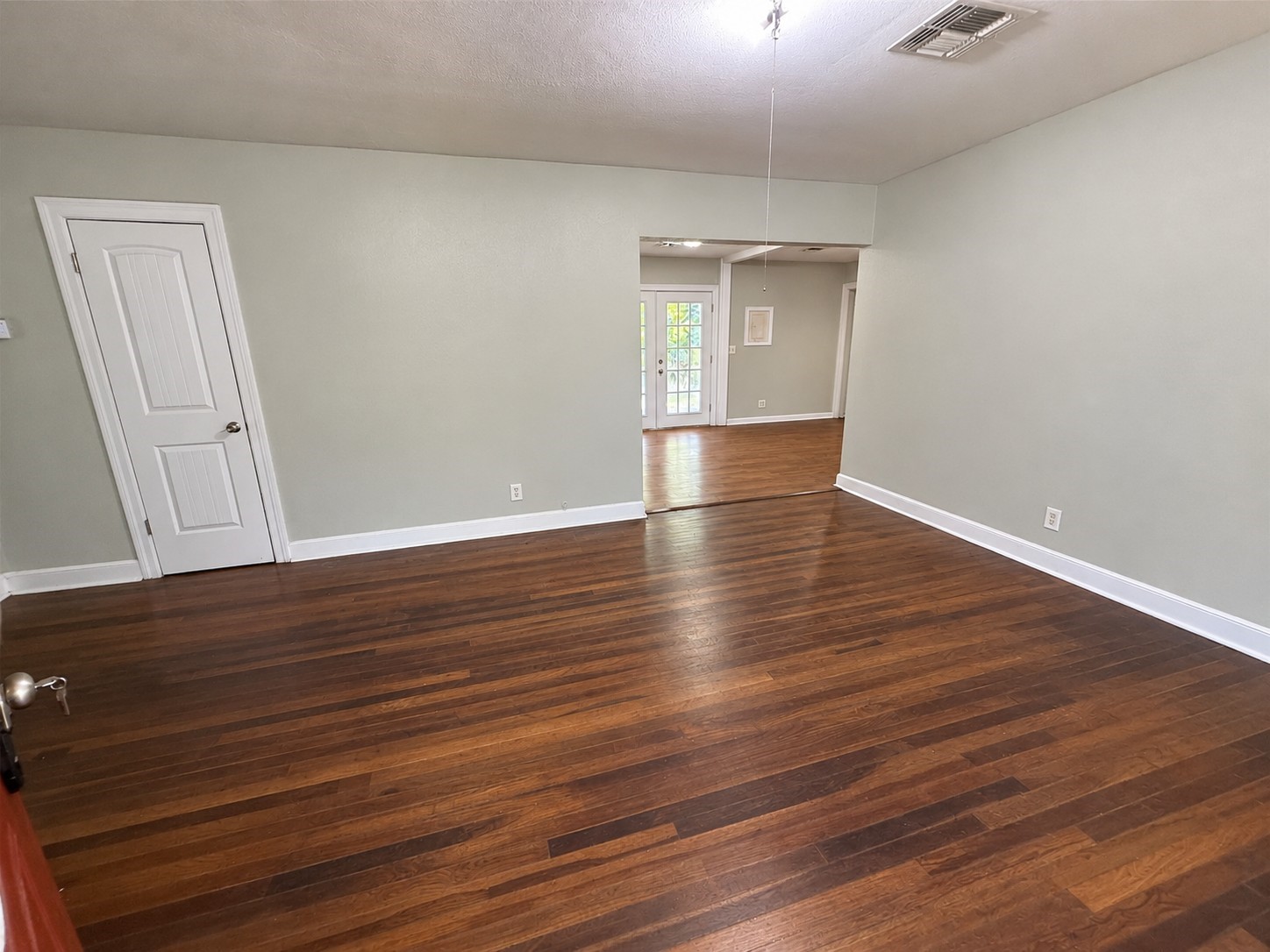 1211 17th Avenue N Property Photo 4