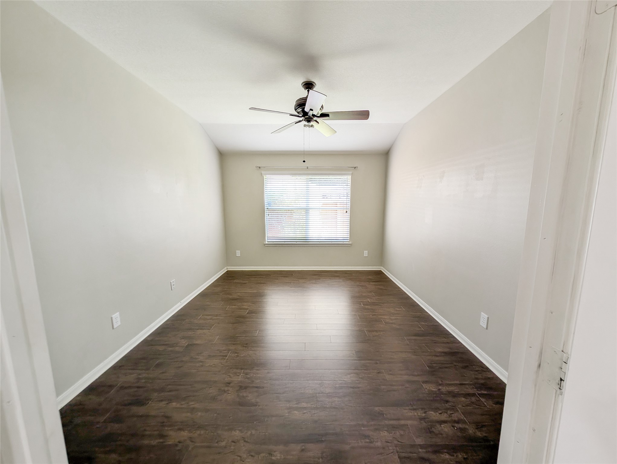 26403 Abbey Springs Lane Property Photo 9