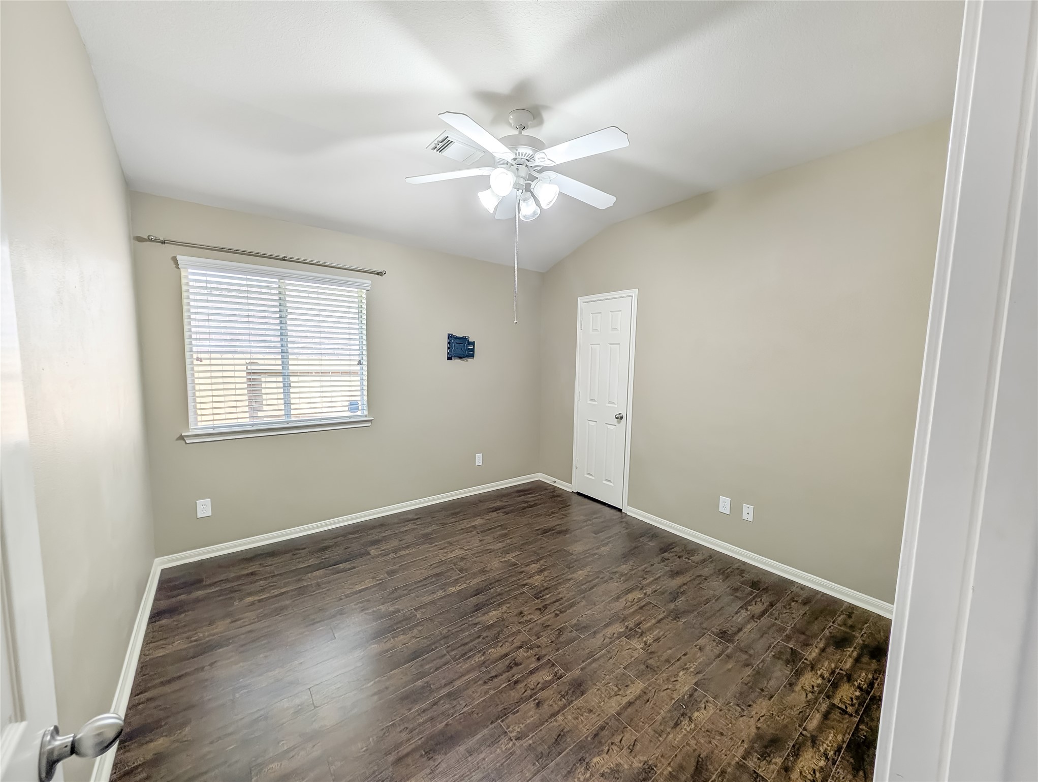 26403 Abbey Springs Lane Property Photo 14