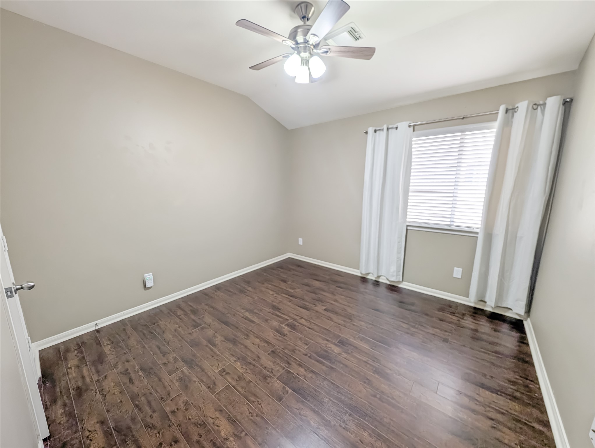 26403 Abbey Springs Lane Property Photo 16
