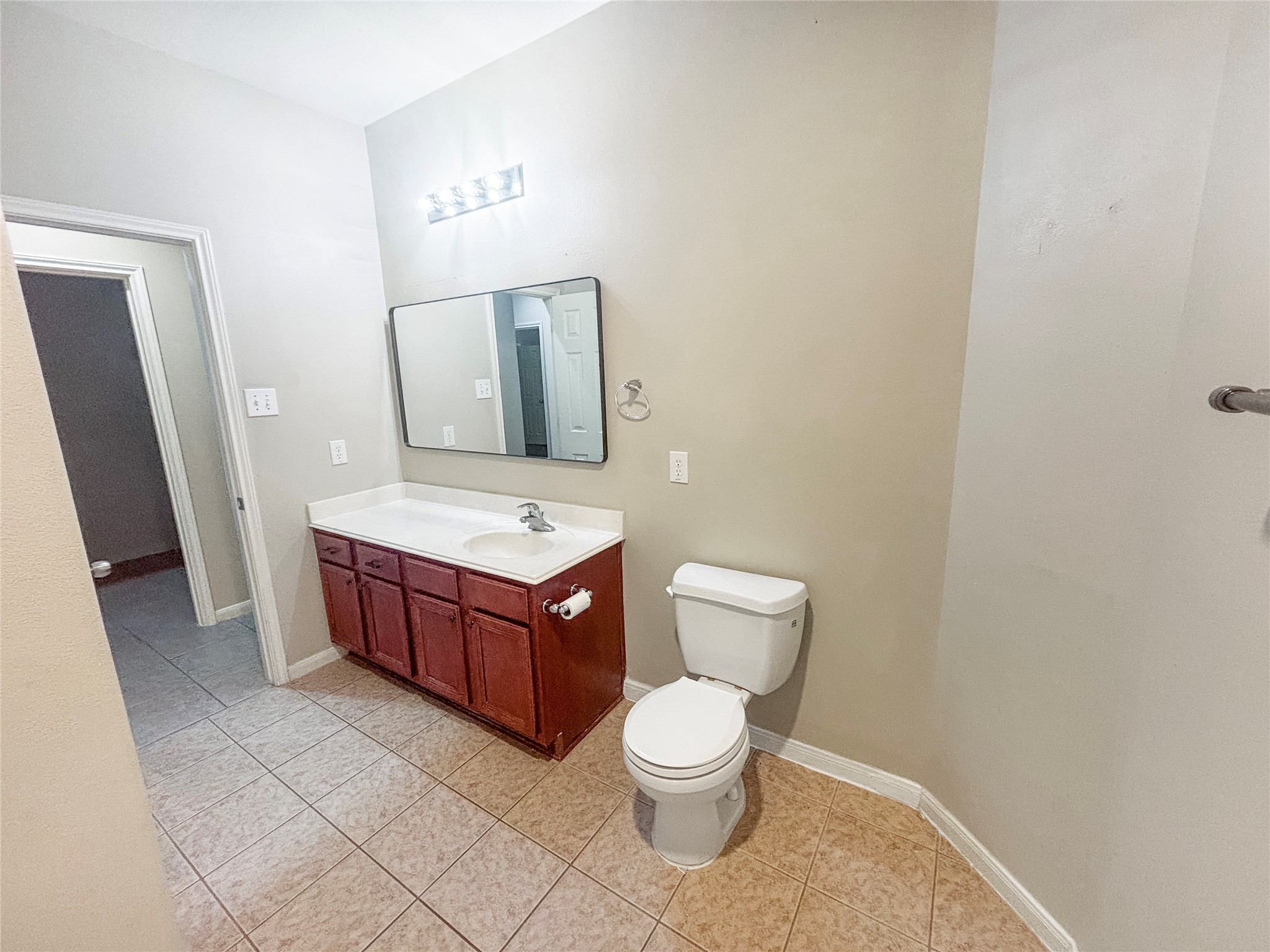 26403 Abbey Springs Lane Property Photo 18