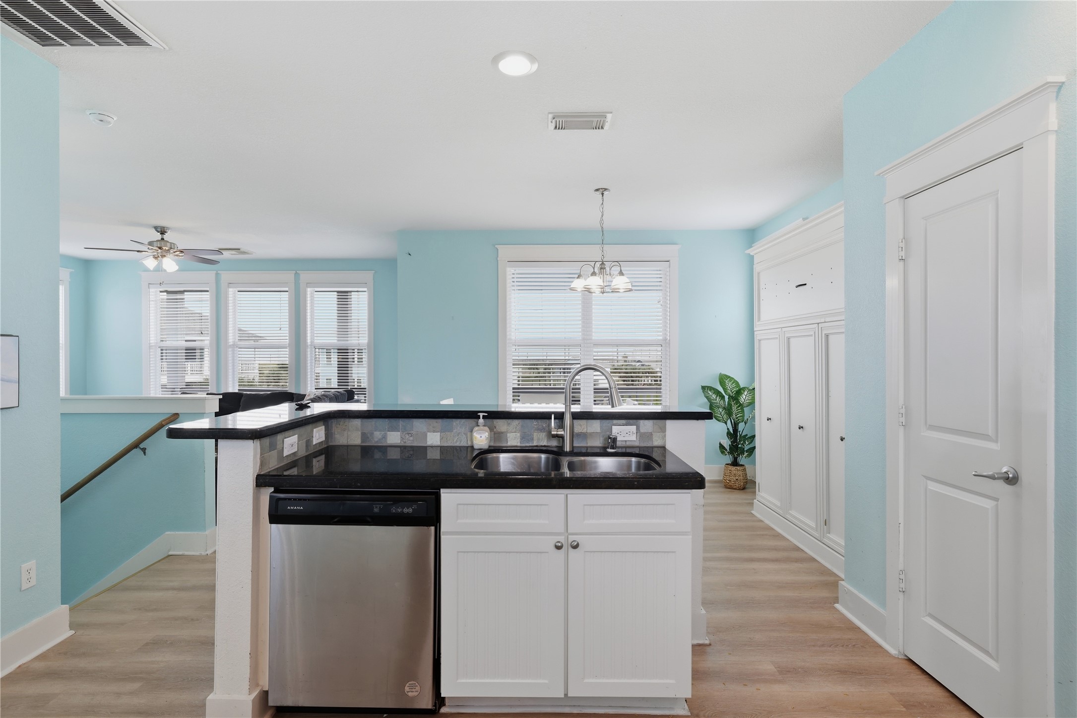 4218 King Rail Circle Property Photo 6