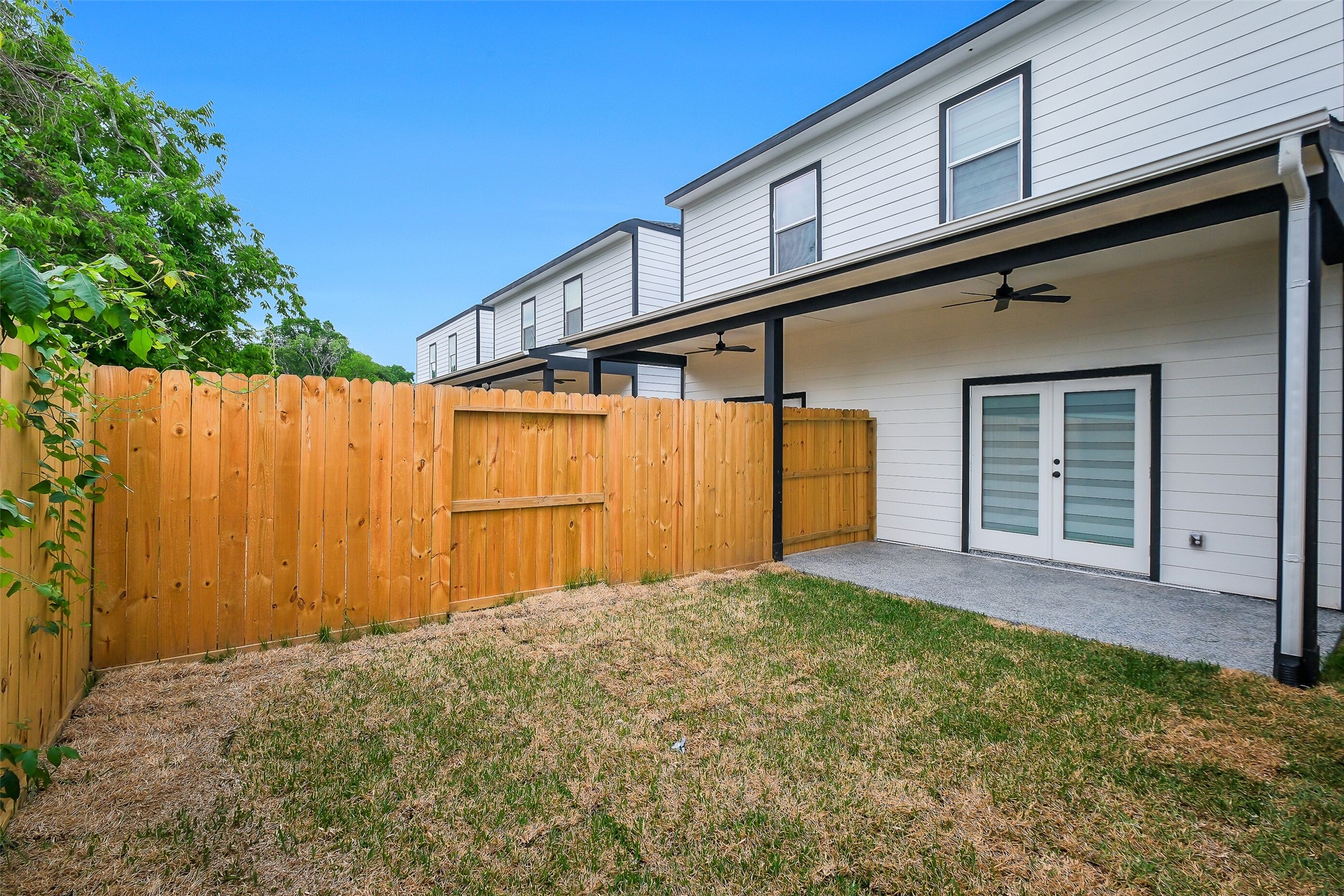 8328 Mariah Street B Property Photo 16