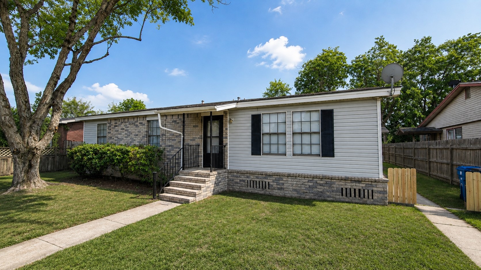 9 Carol Court B Property Photo 1