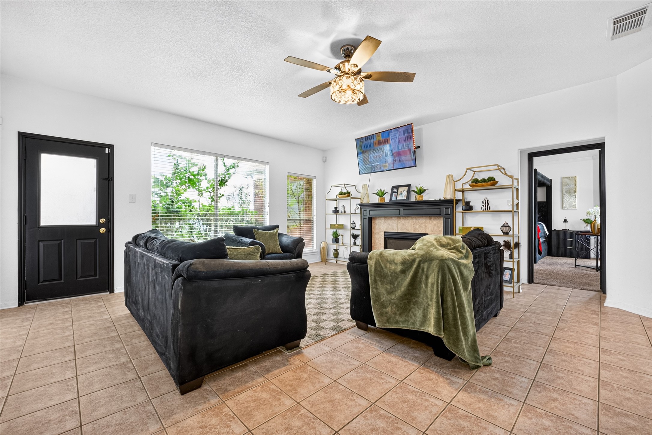 4903 Timber Path Drive Property Photo 8