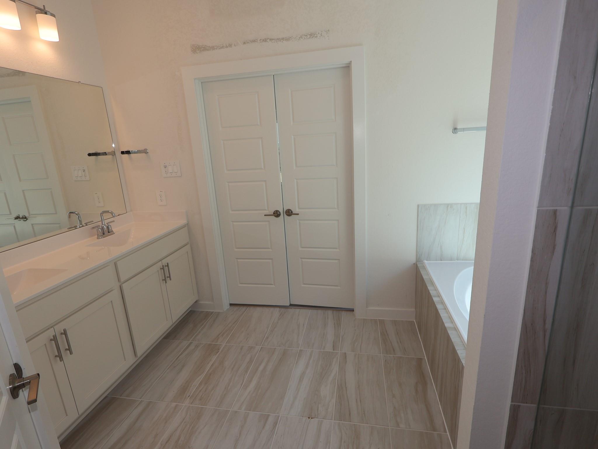 636 Spring Ashberry Court, Magnolia Tx 77354 Property Photo 20
