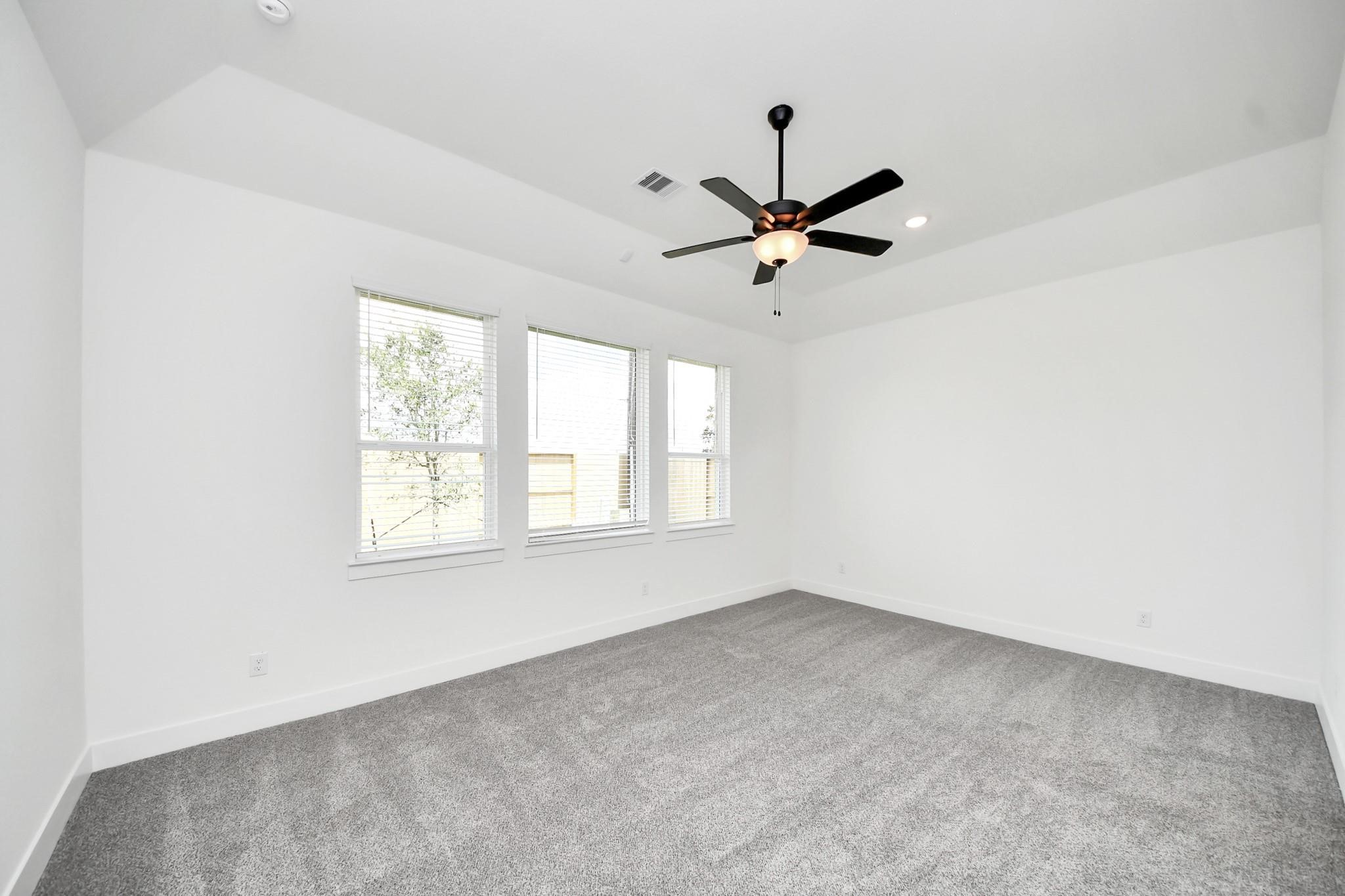 9606 Chateau Hill Drive Property Photo 15