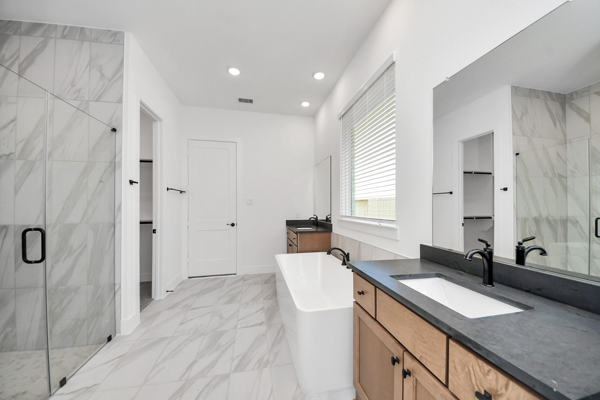 9606 Chateau Hill Drive Property Photo 19