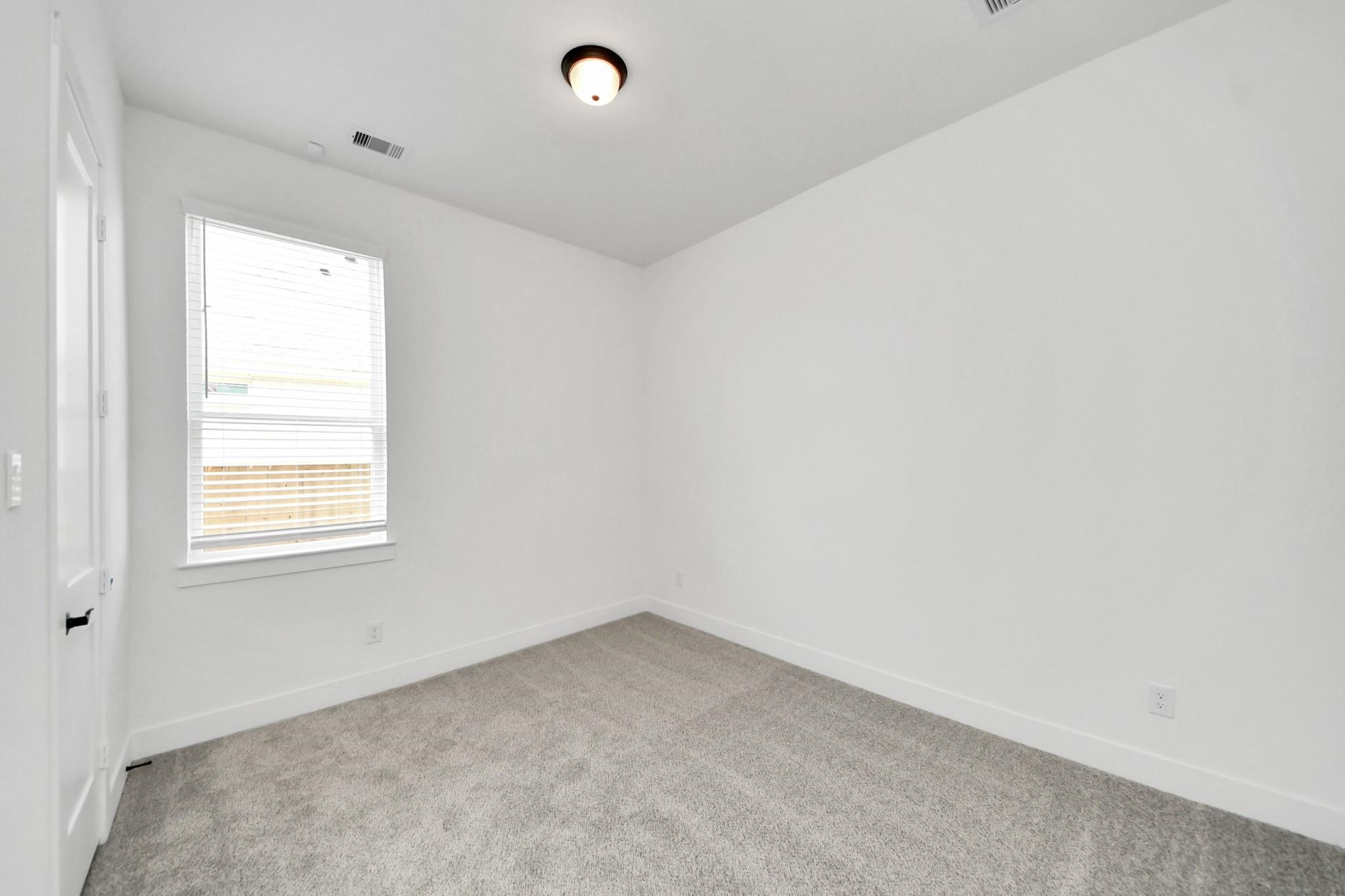 9606 Chateau Hill Drive Property Photo 25