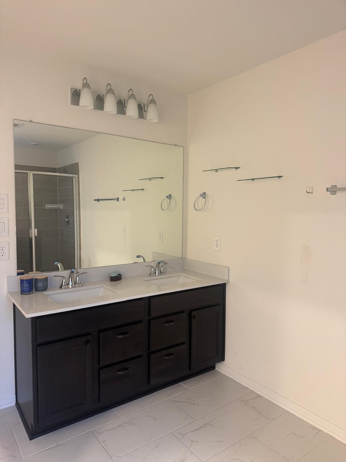 4841 Sun Falls Drive Property Photo 12