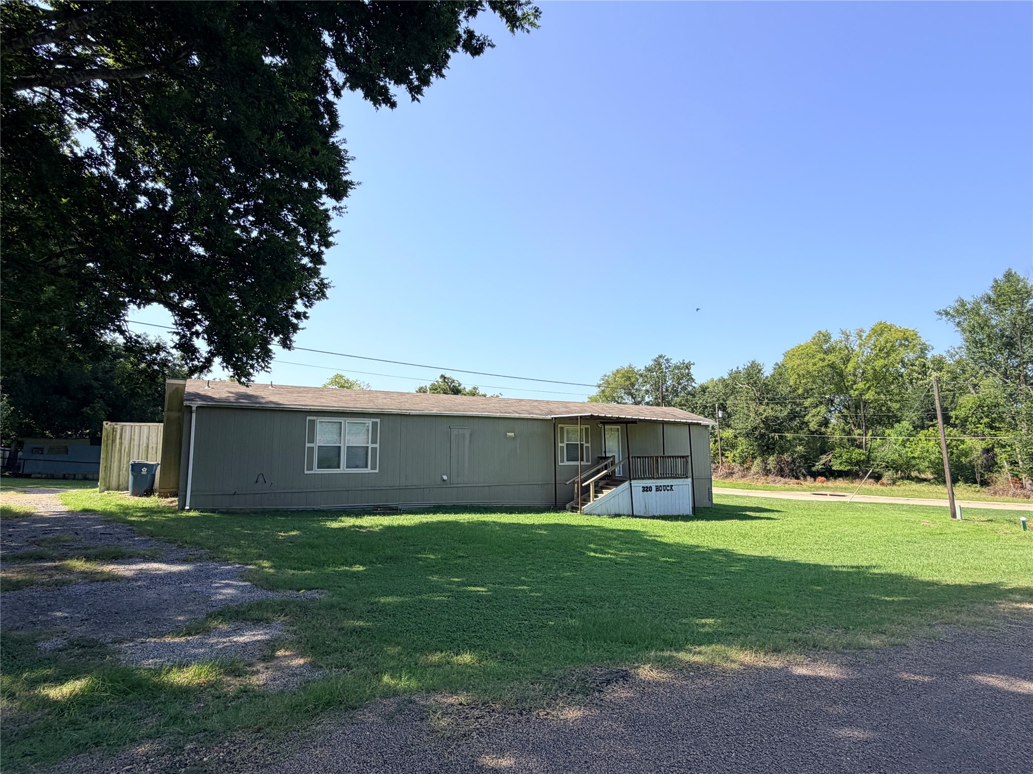 320 Houck Street Property Photo 1