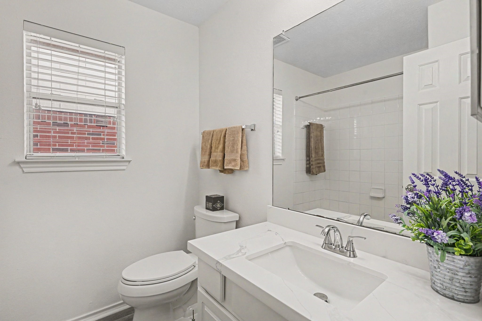 18314 Manorcliff Lane Property Photo 14