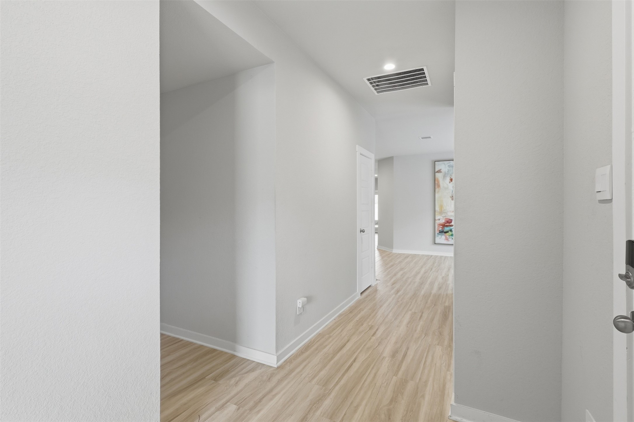 12914 Wempe Way Property Photo 3