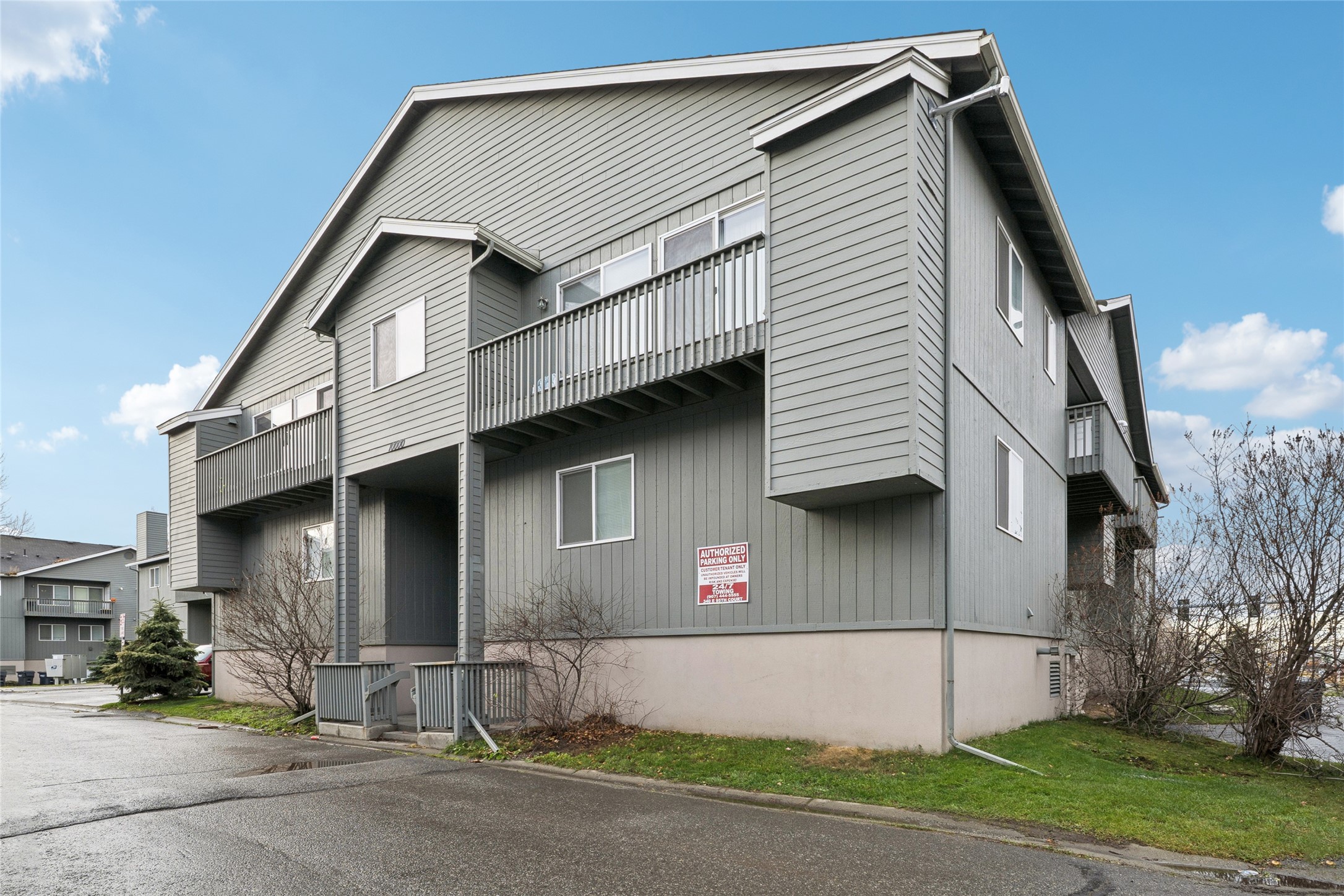 9905 William Jones Circle Unit 2 Property Photo 1