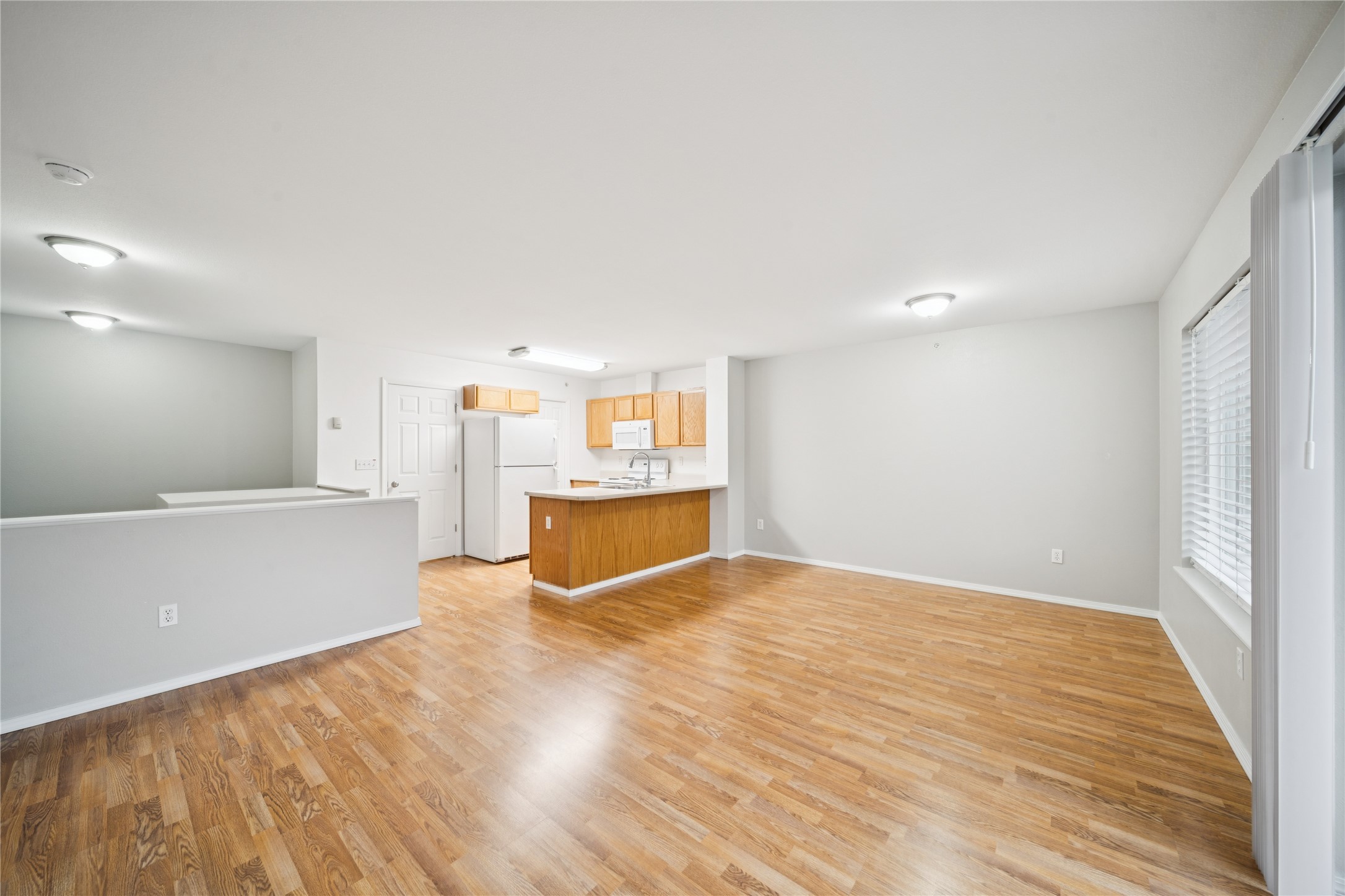 9905 William Jones Circle Unit 2 Property Photo 31