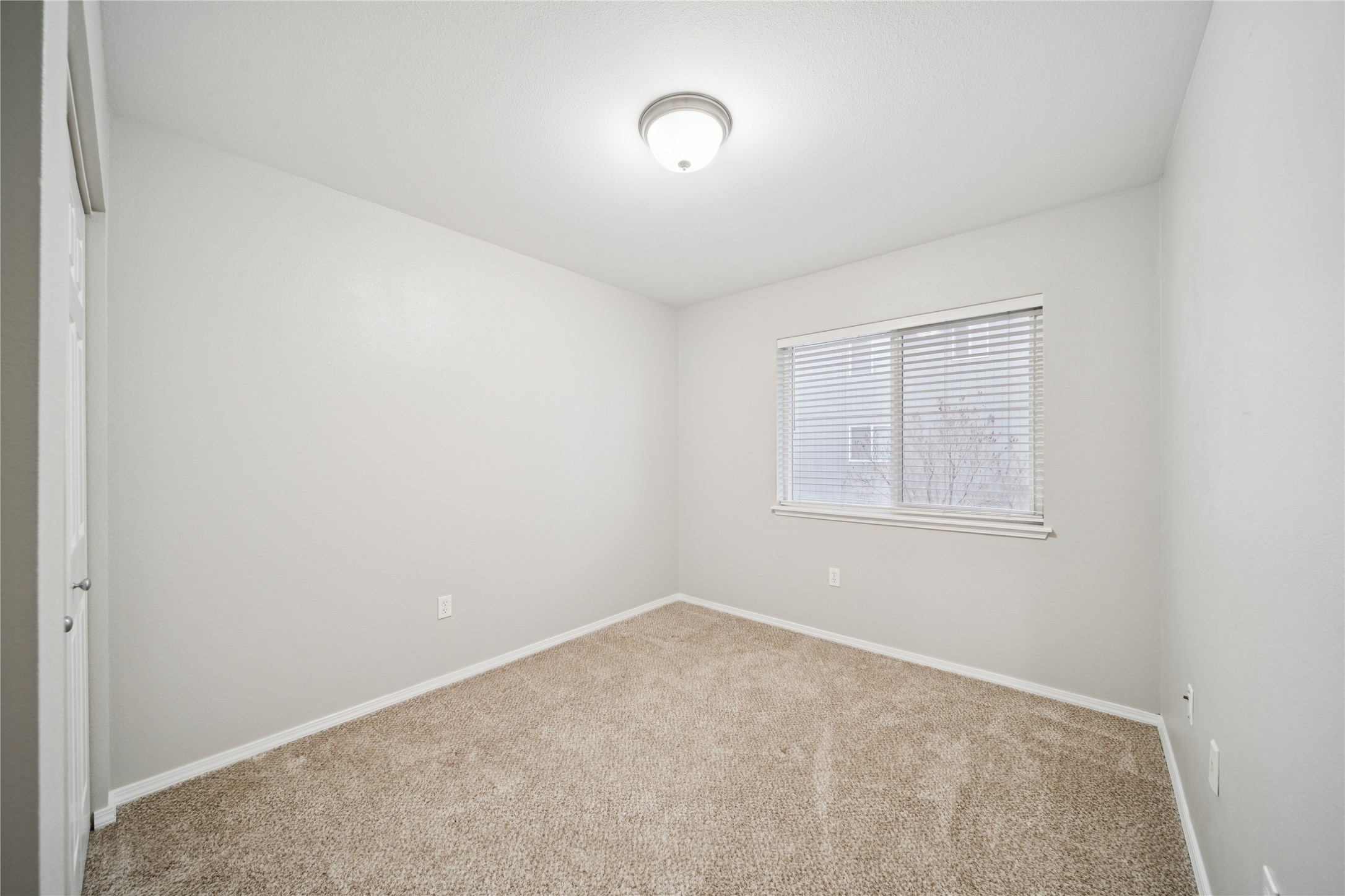9905 William Jones Circle Unit 2 Property Photo 40