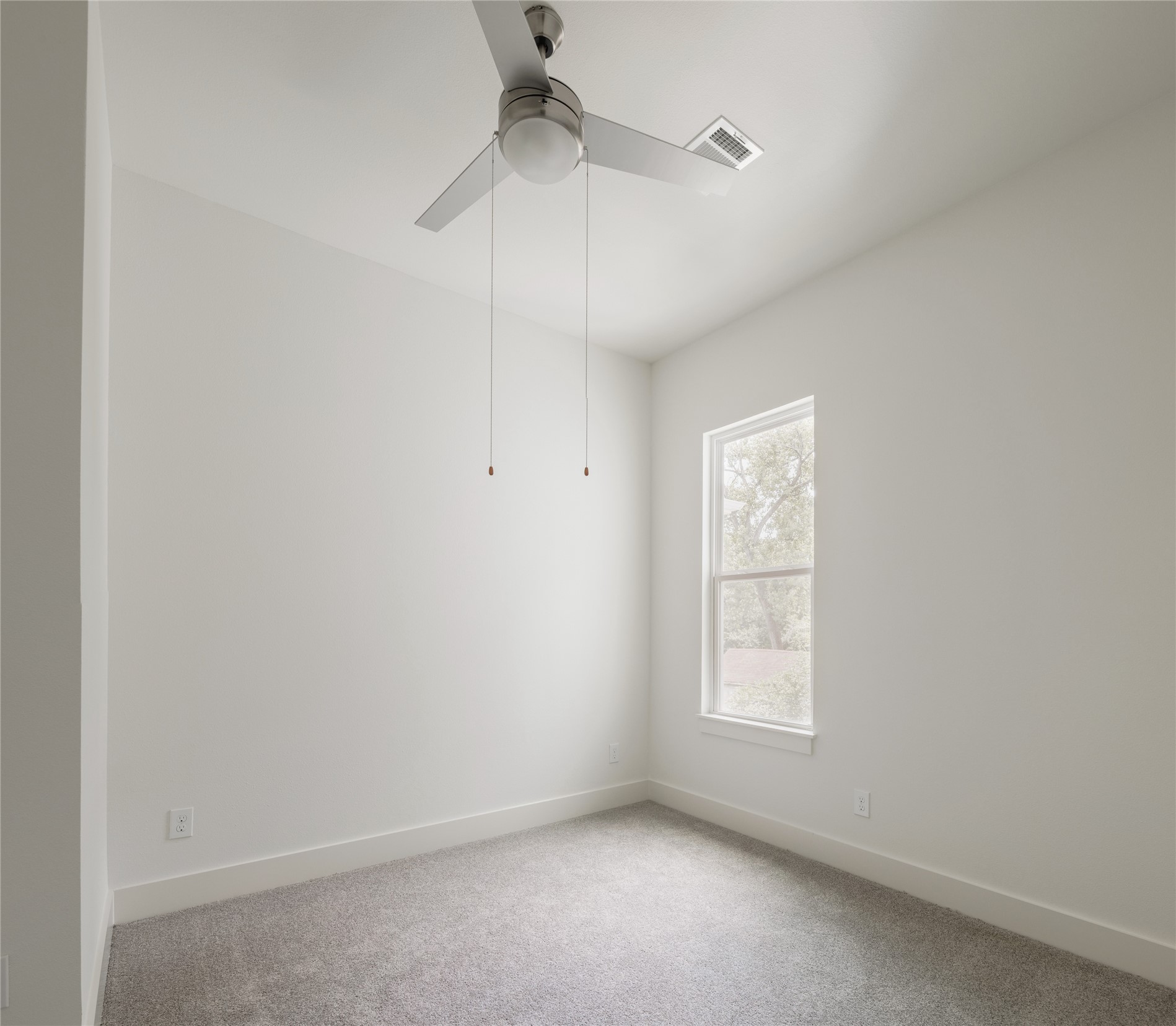 8978 Zurcher Lane Property Photo 14
